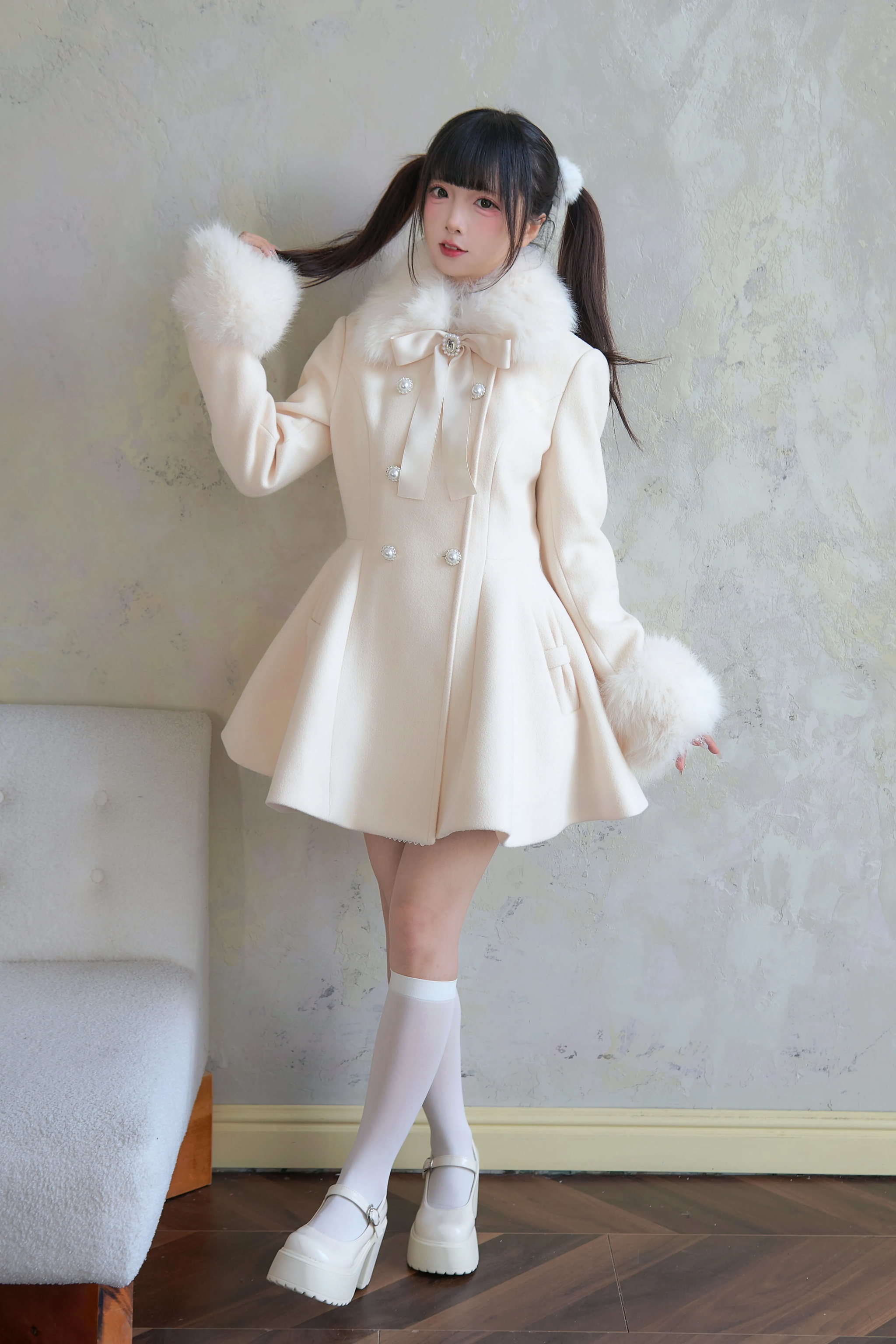 Jirai Kei faux fur winter coat color comparison display showing available color options black apricot and pink tones