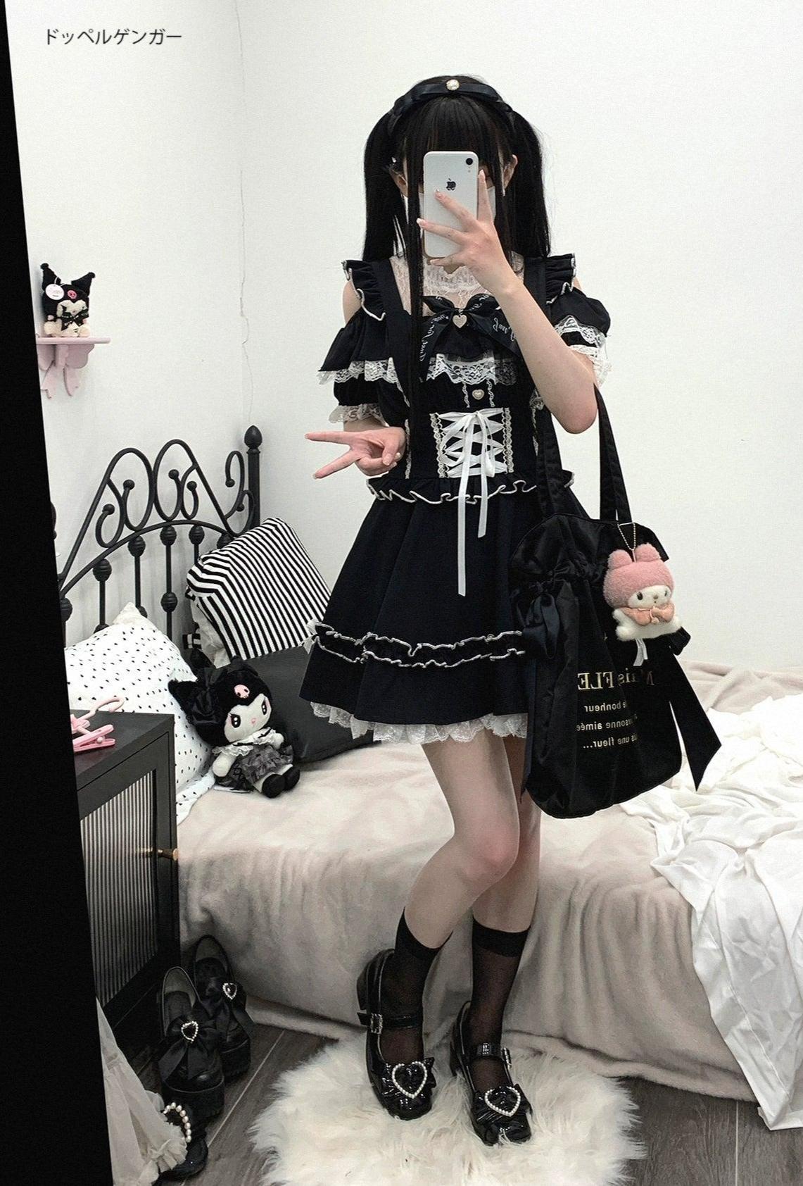 Jirai Kei lace blouse petal collar and bow tie detail, romantic Japanese subculture fashion styling