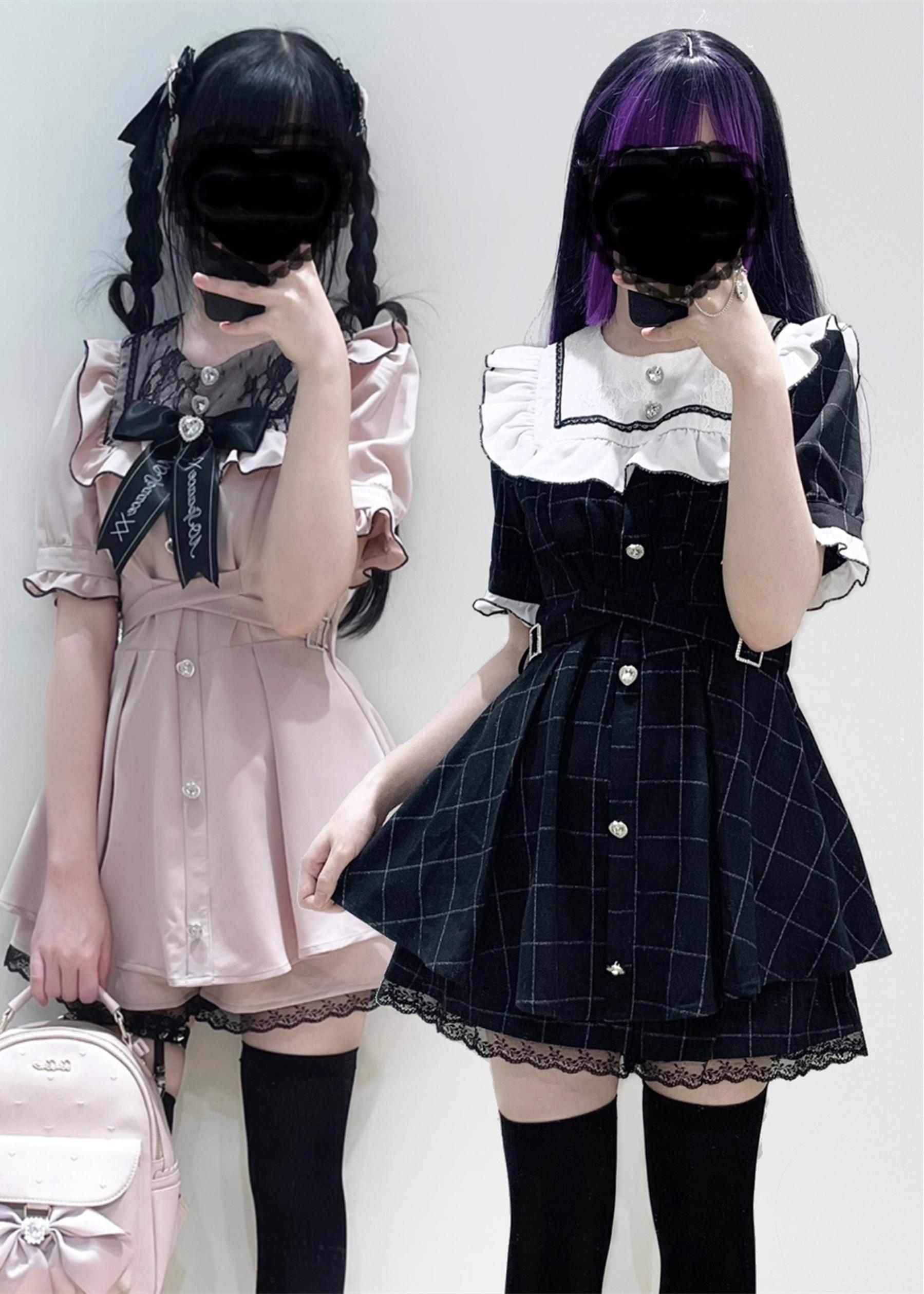 Jirai Kei dress shorts set waist belt adjustable fit a-line silhouette lace-trimmed hem styling detail