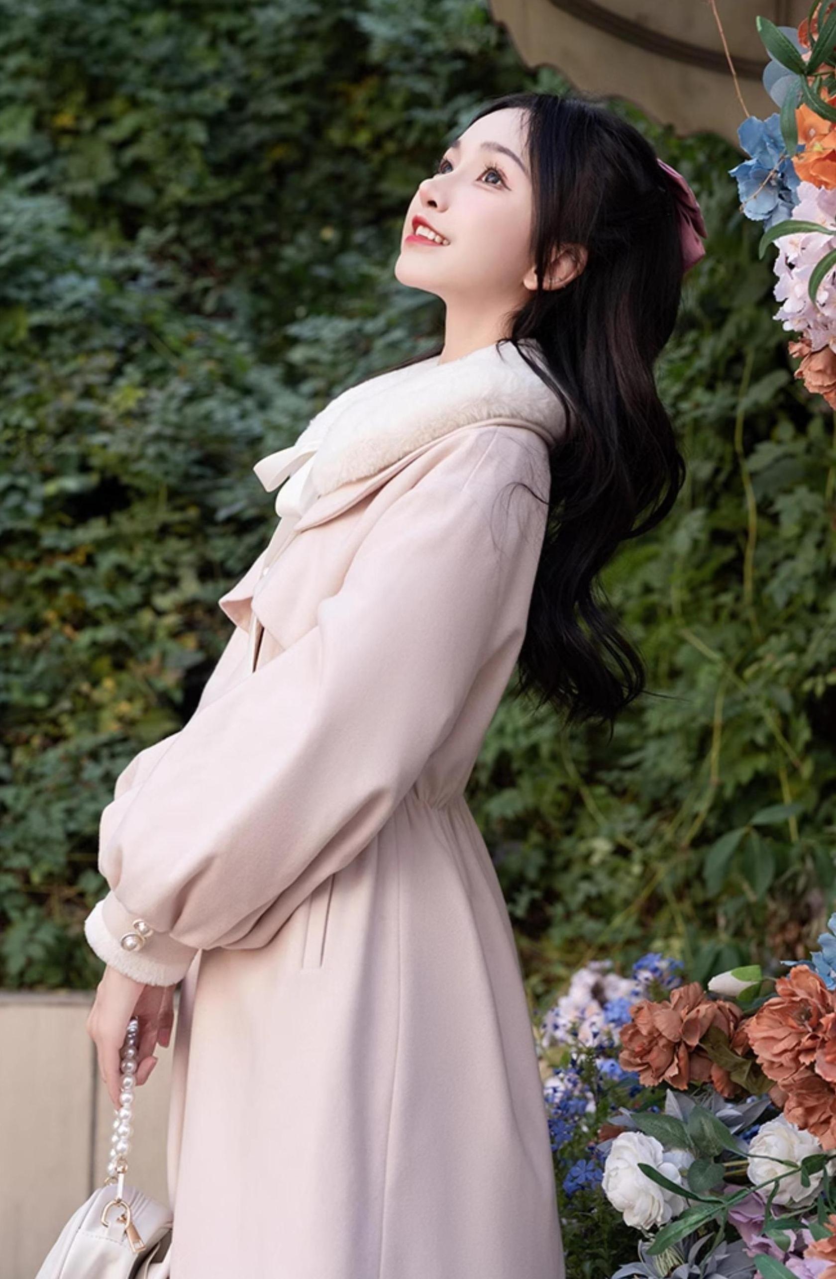 Ryousangata Jirai Kei winter coat layering style - padded winter coat with peter pan collar showing layering potential and romantic aesthetic for Jirai Kei fashion