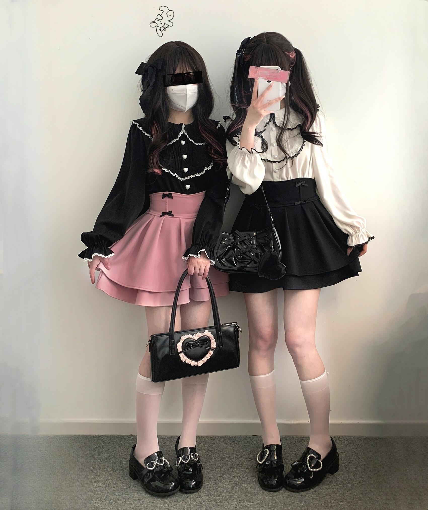 Jirai Kei blouse outfit coordinate set full body front view heart handled bag styling