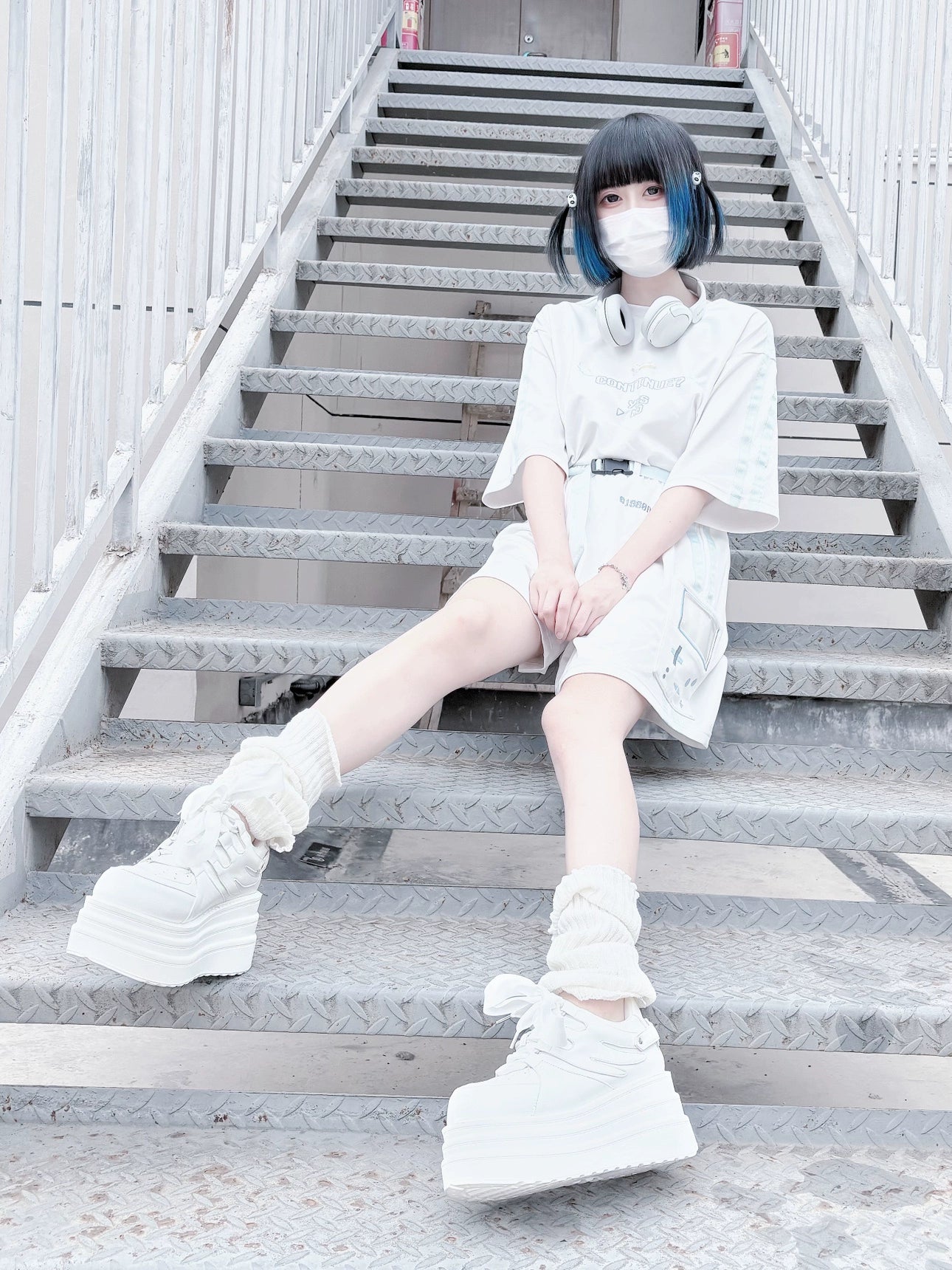 Jirai Kei platform round-toe sneakers lace attachment points eyelet detail reinforced lacing system