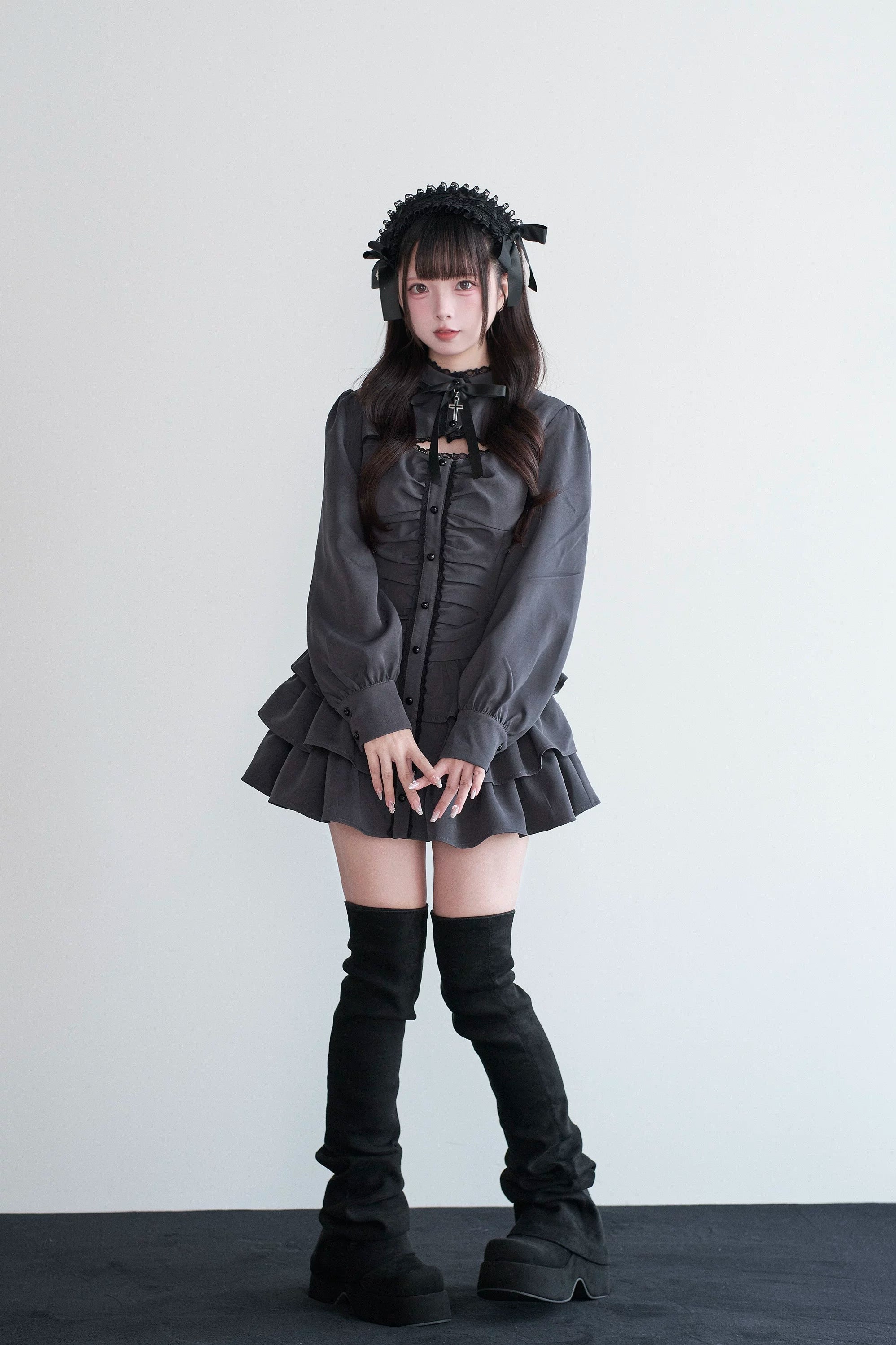 Jirai Kei gothic lace-up dress with detachable cross charm and tiered ruffles detail showcase
