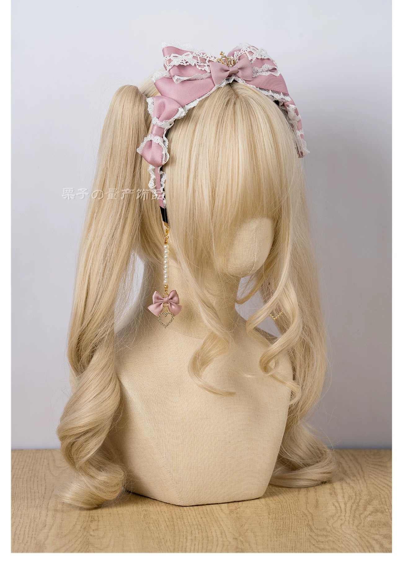 Rhinestone crown bow KC Jirai Kei lace trim detail close-up embellishment product view