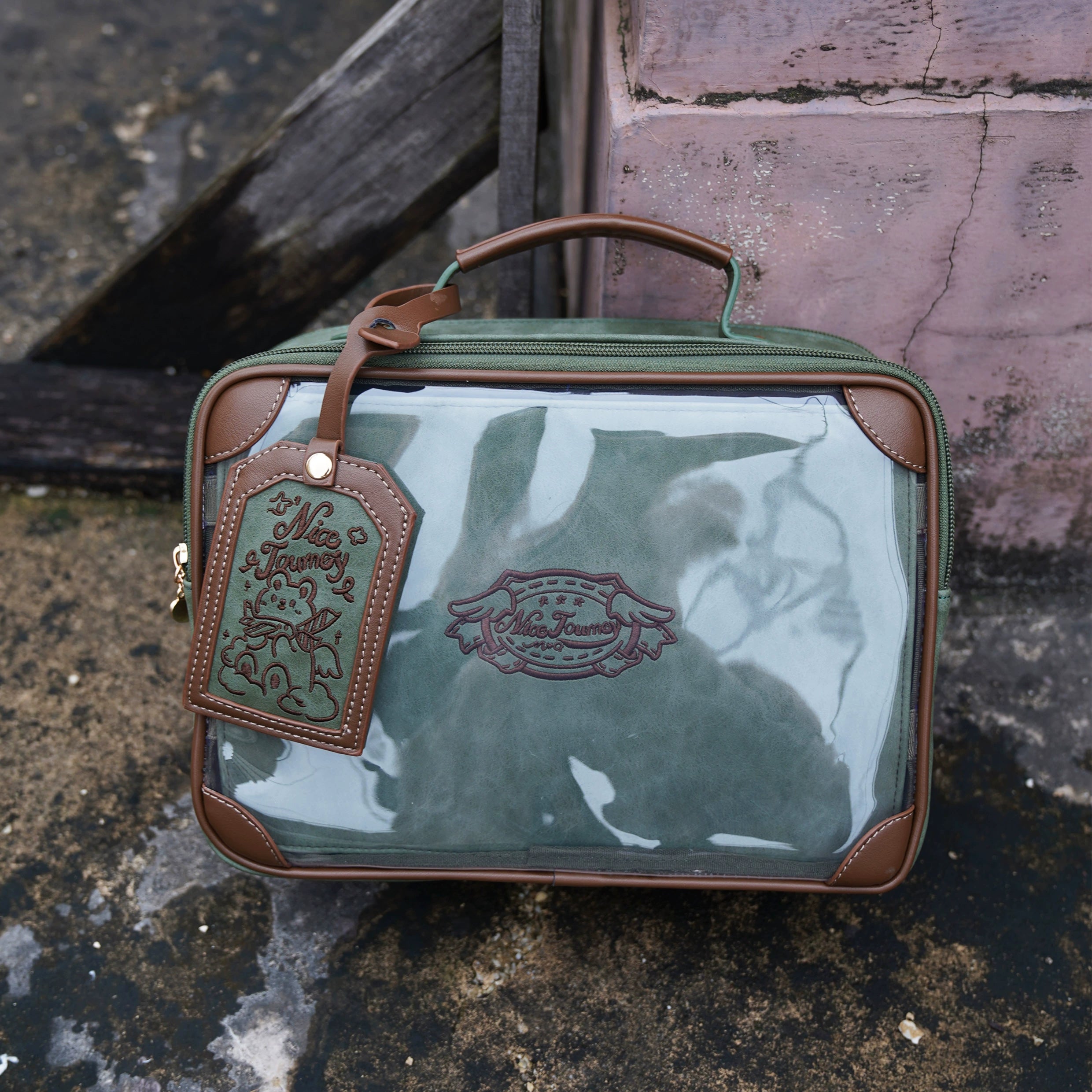 Green jirai kei vintage square itabag color variant flat lay view transparent anime display jewel tone green leather two-tone frame