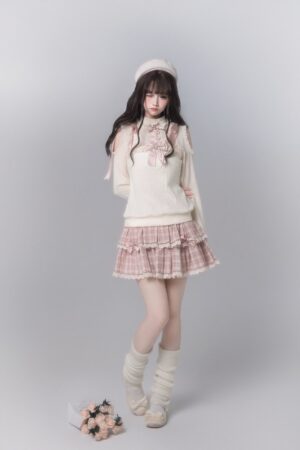 Full body side profile Ryousangata sweater plaid skirt ensemble white beret leg warmers round toe flats Jirai Kei styling