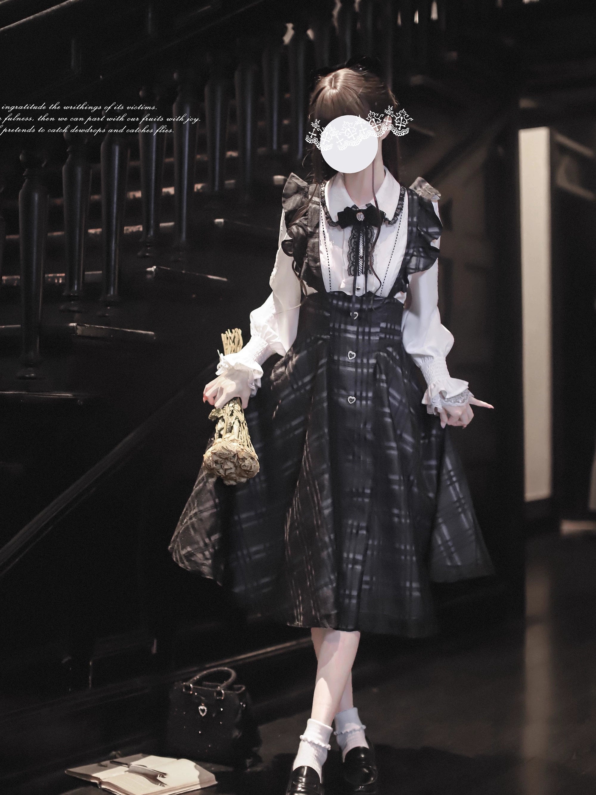 Seiso Kei complete coordinate front view with plaid suspender skirt, white lace blouse, bow necktie accessory, and handbag, model in refined vintage staircase setting