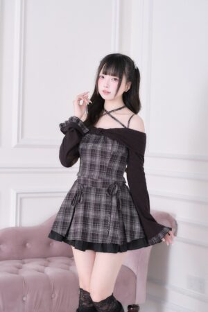 Black plaid halter off-shoulder mini dress with flared sleeves and ruffled hem - Jirai Kei aesthetic front three-quarter view