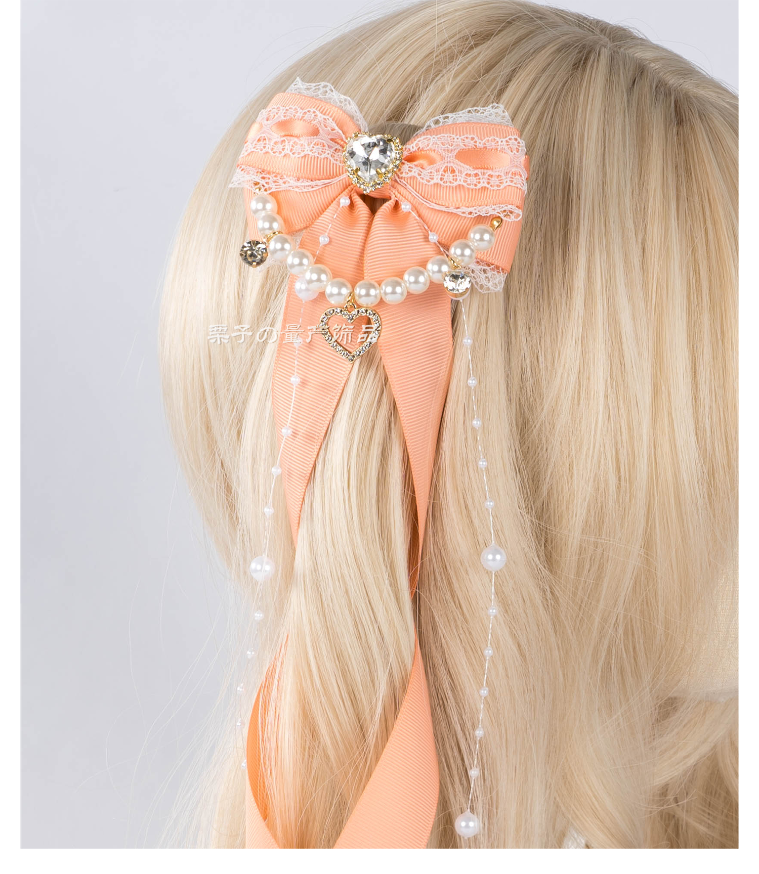 Jirai Kei bow hair clips packaging and presentation showing product care instructions and shipping information