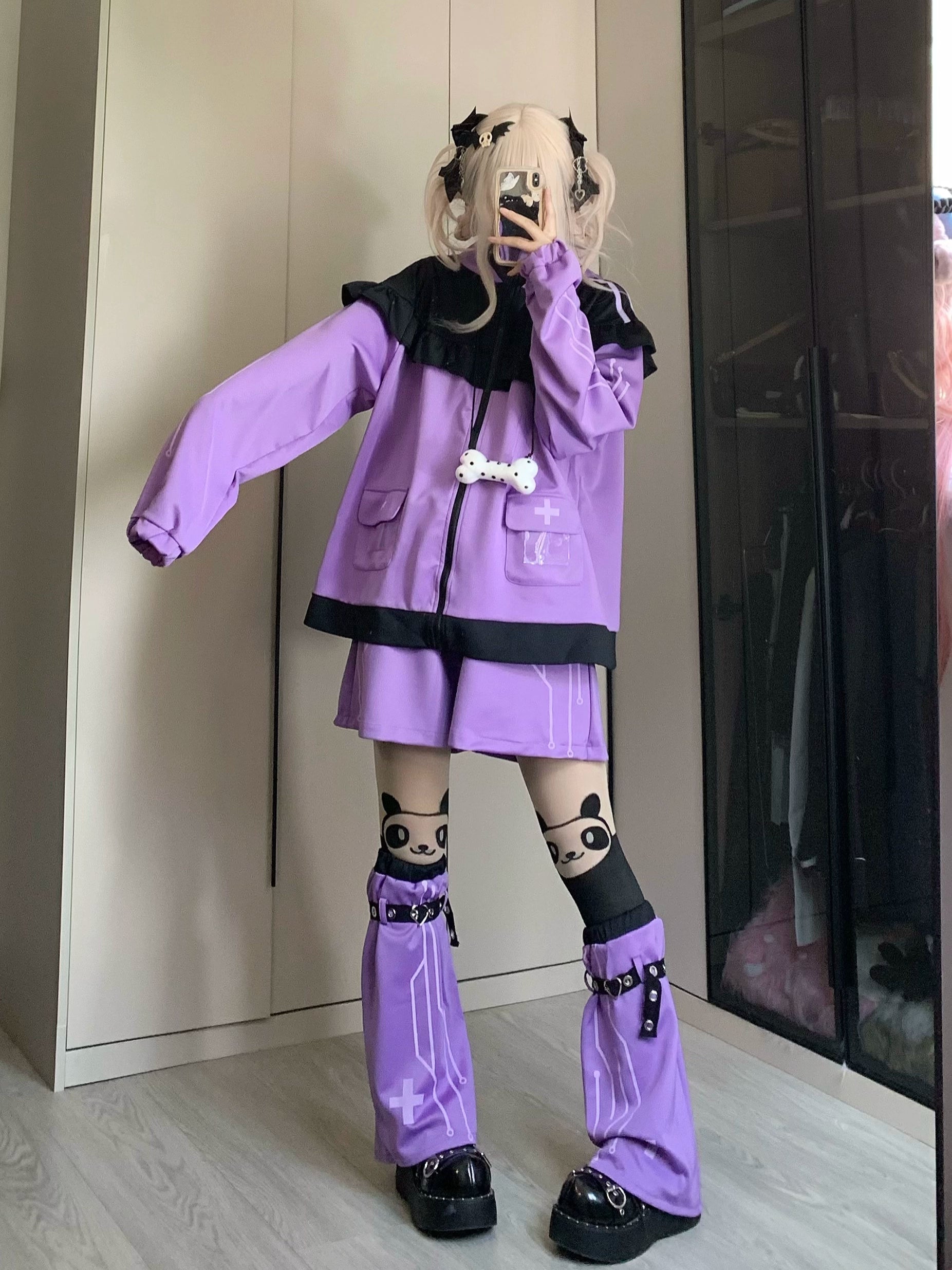 Tenshi Kaiwai black and purple jacket leg warmers ensemble complete coordinated set full body model display alternative aesthetic