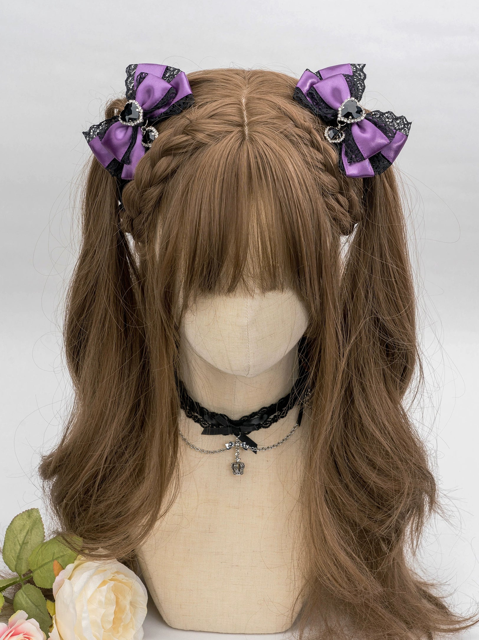 jirai kei bow hair clip size reference scale hand holding showing actual wearable dimensions