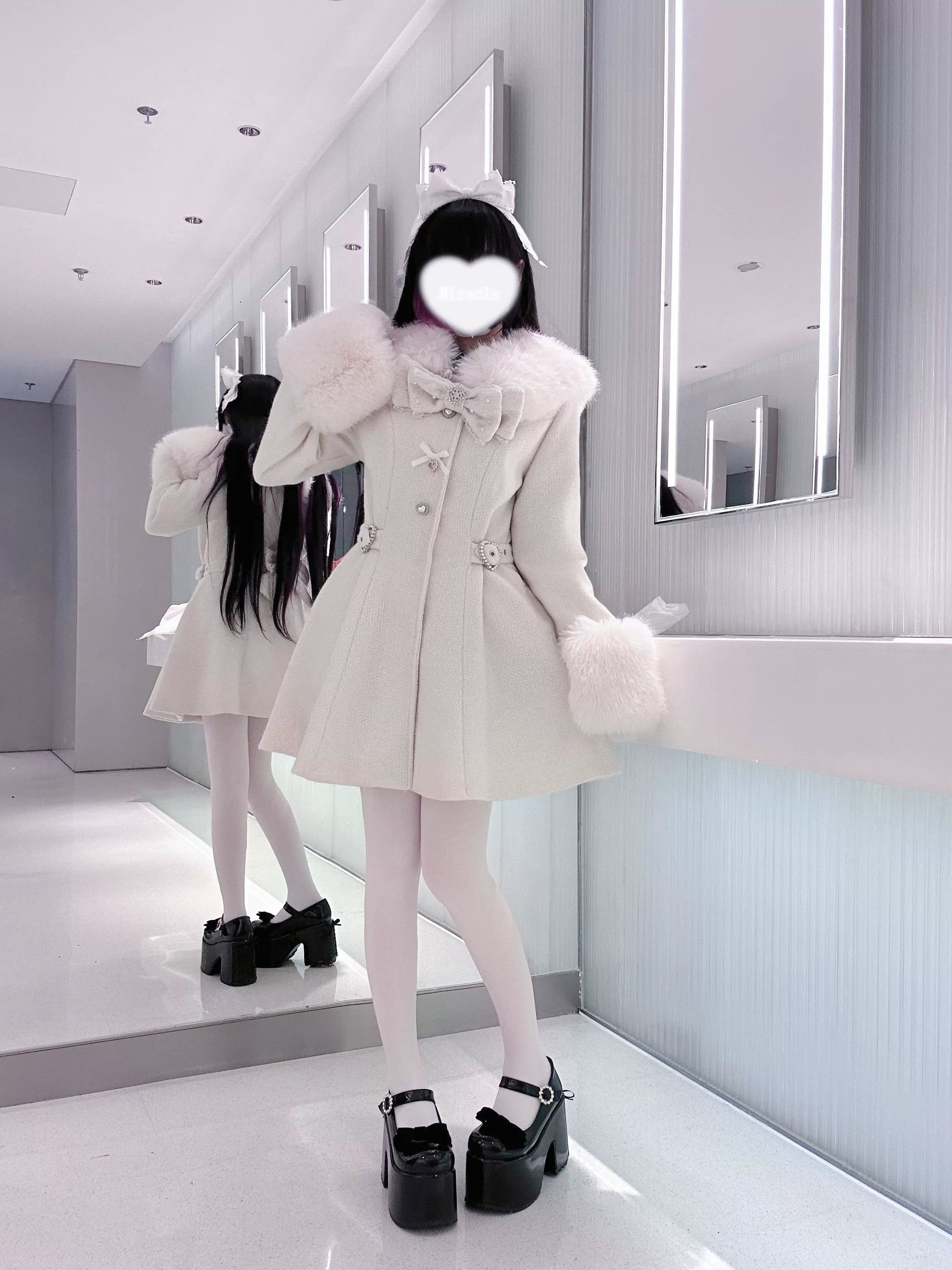 Ryousangata Jirai Kei winter coat layering showcase demonstrating how to style with different base pieces and accessories for varied aesthetics