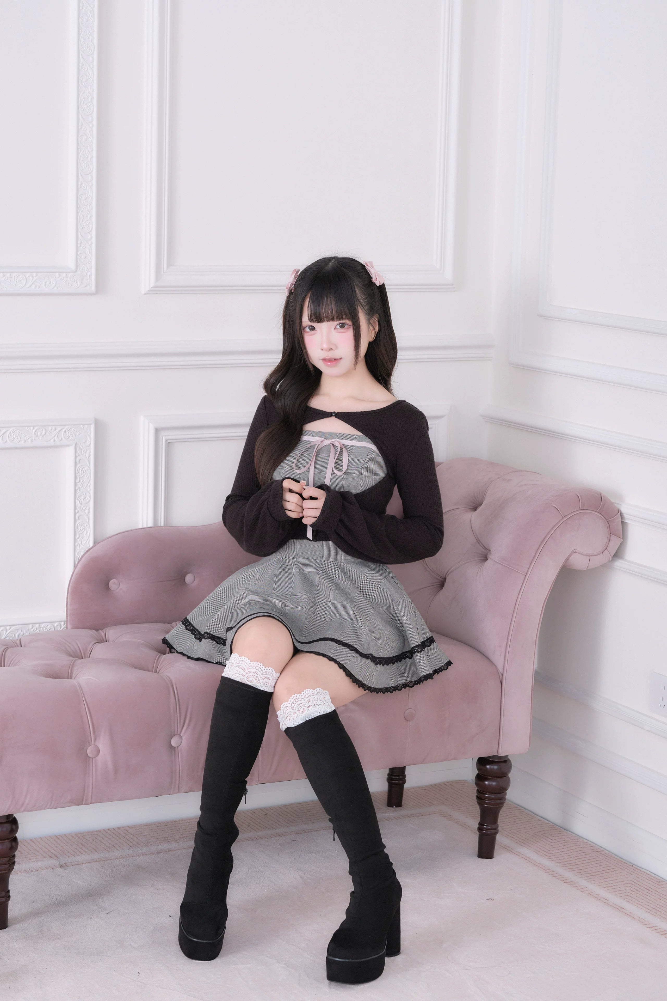 Full Ryousangata sweet lolita Jirai Kei outfit - complete styling with plaid dress, knit bolero, and coordinated shorts
