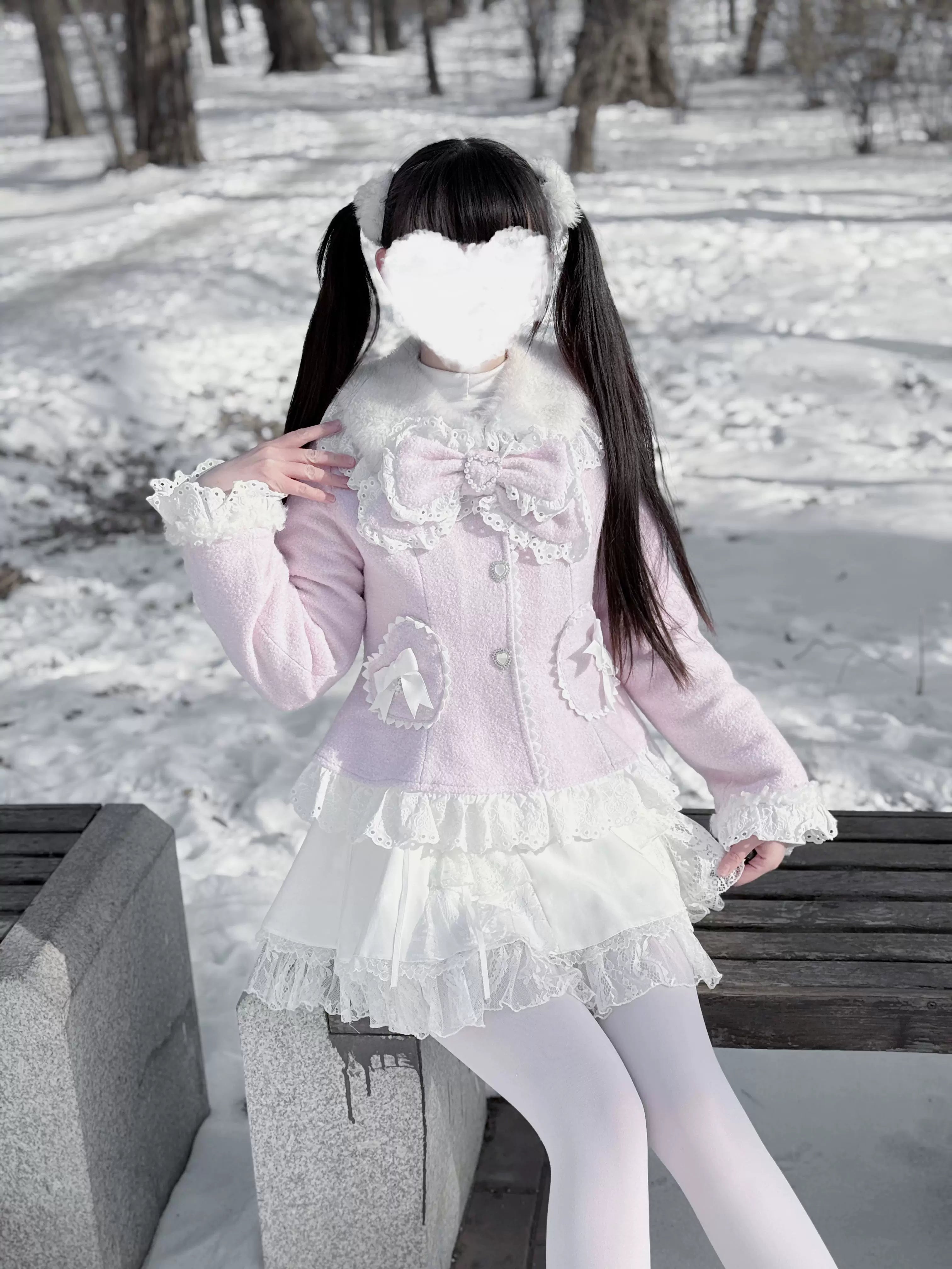 Ryousangata Jirai Kei short coat size chart and measurements guide, showing bust waist and length dimensions for S M L sizes with cm and inches conversion