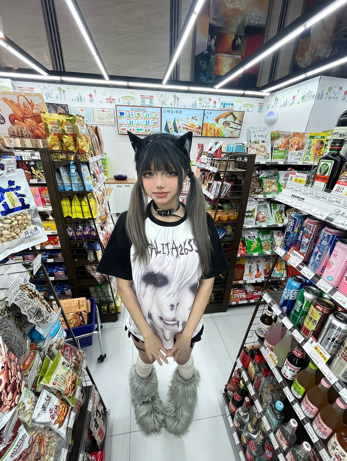 Jirai Kei raglan sleeve tee featuring dark anime face graphic and black contrast sleeves on loose-fit pure cotton summer shirt