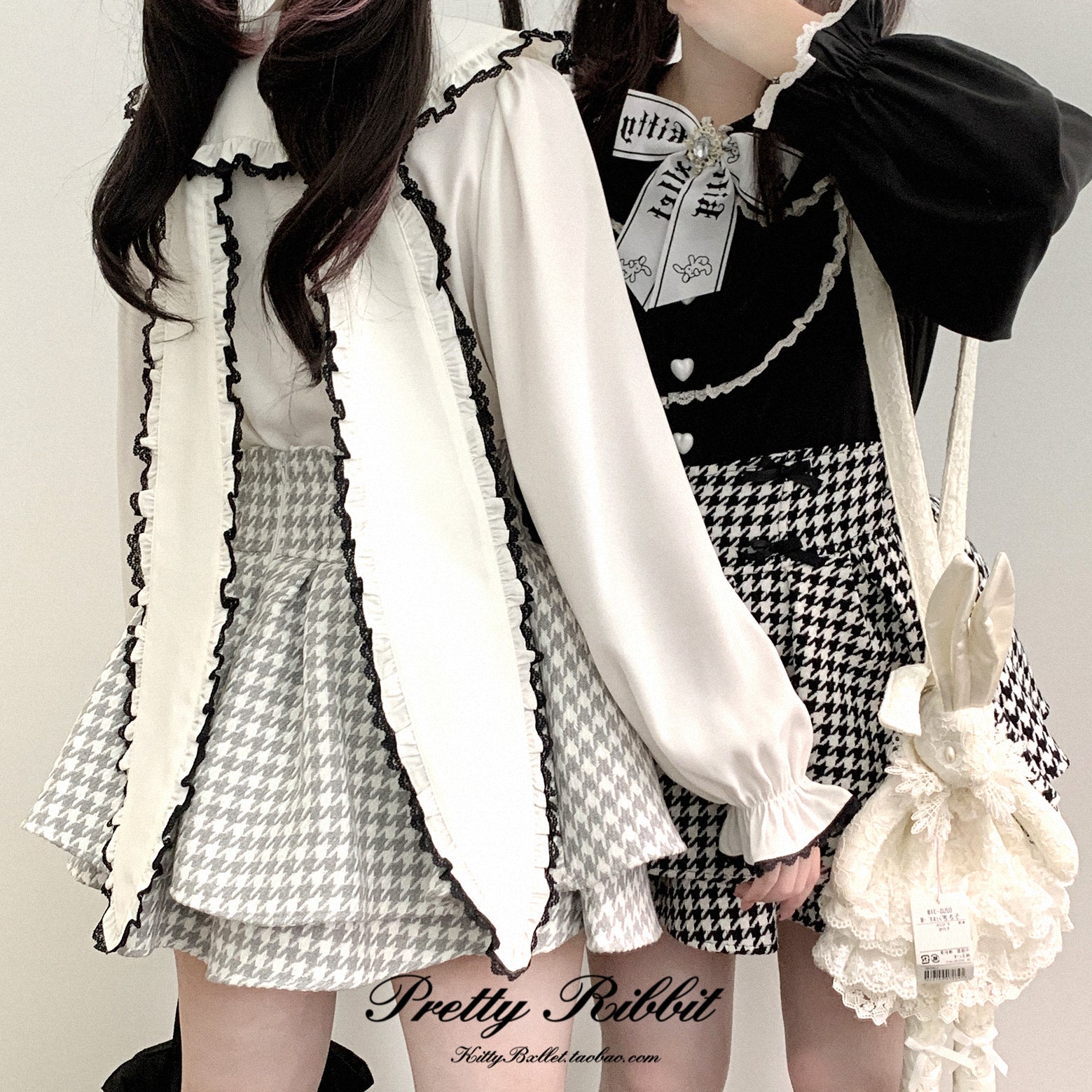 Jirai Kei long sleeve blouse flat lay product detail heart buttons lace cuff