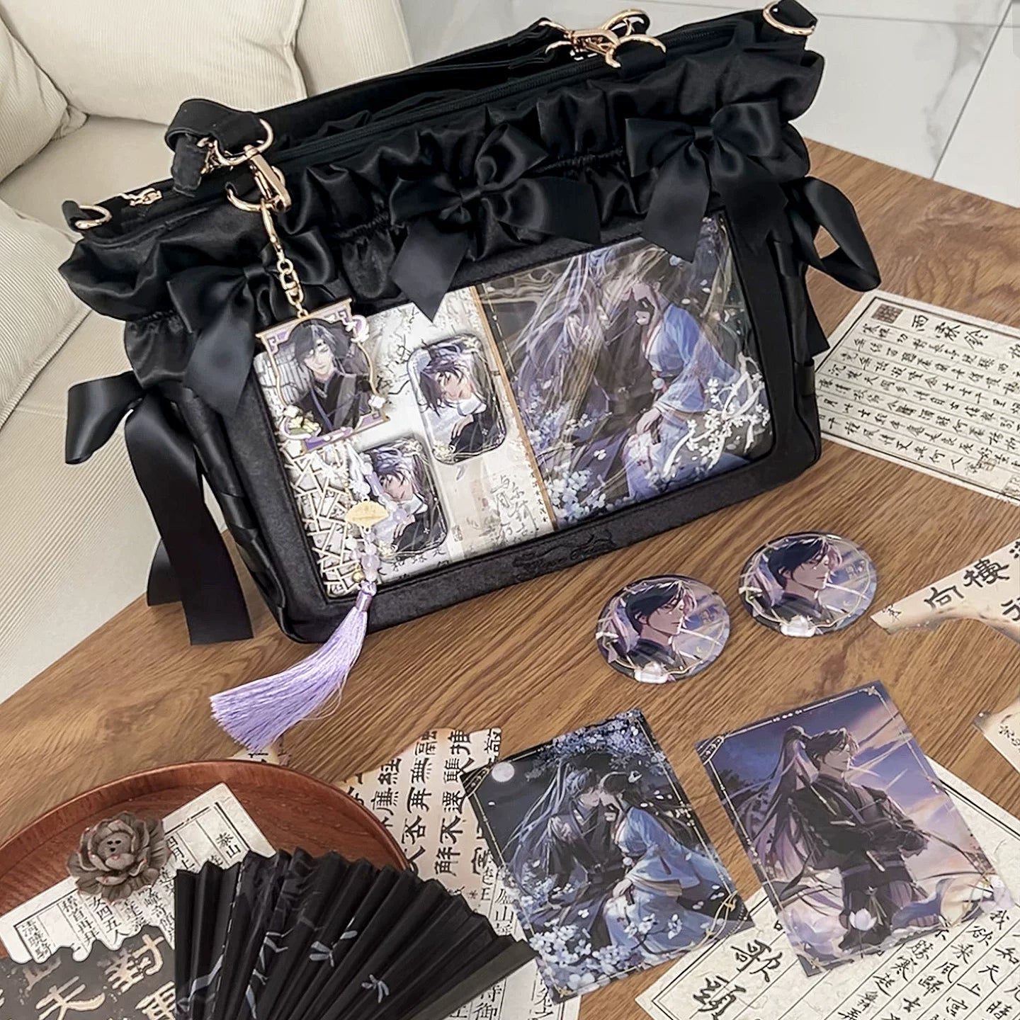 Jirai Kei laptop itabag packed with 14 inch laptop showing interior space allocation capacity and protective padding for computer