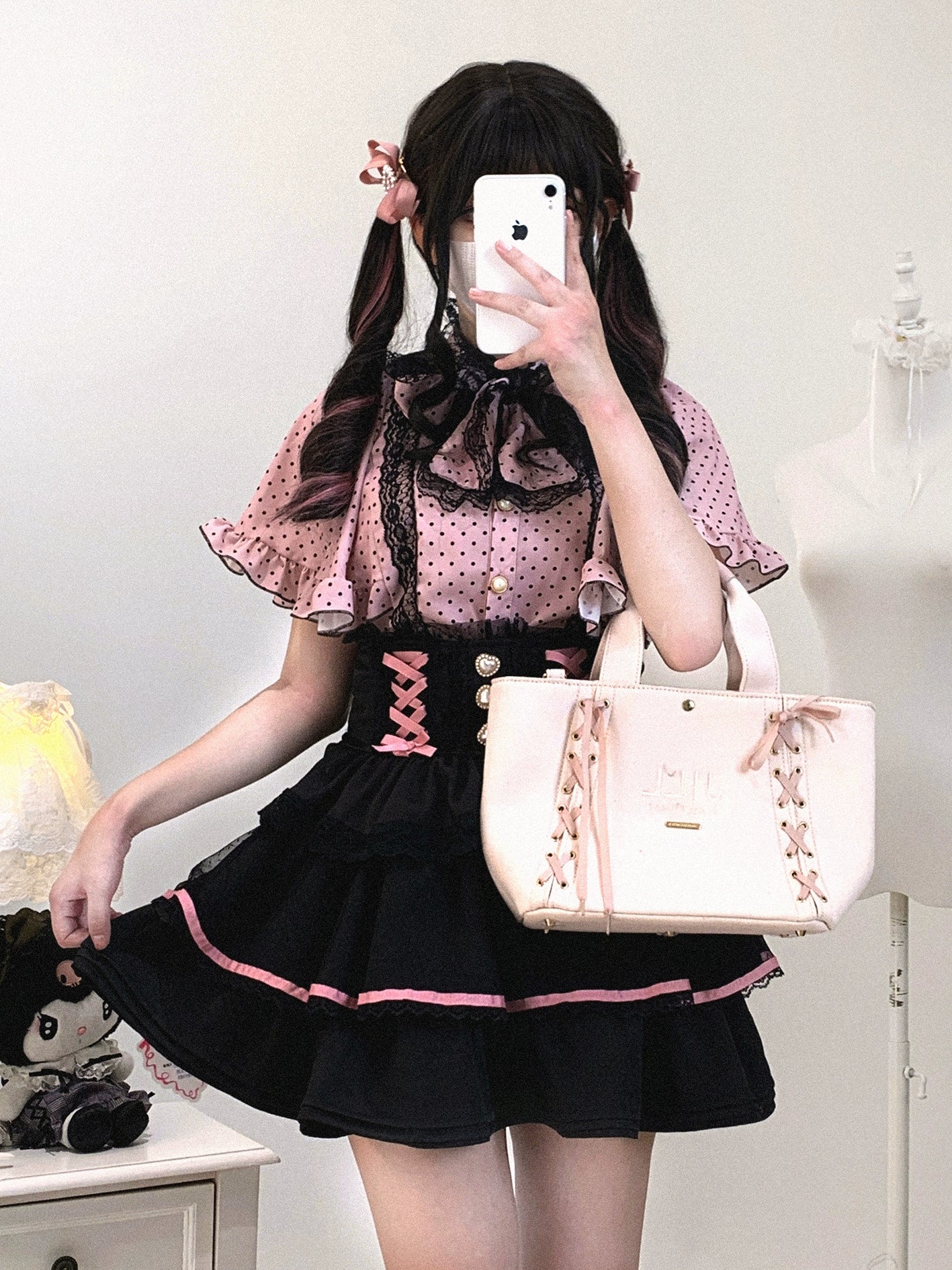 Pink and White Ryousangata Tiered Skirt Movement - Jirai Kei Color Block Ruffle Mid-Twirl Action