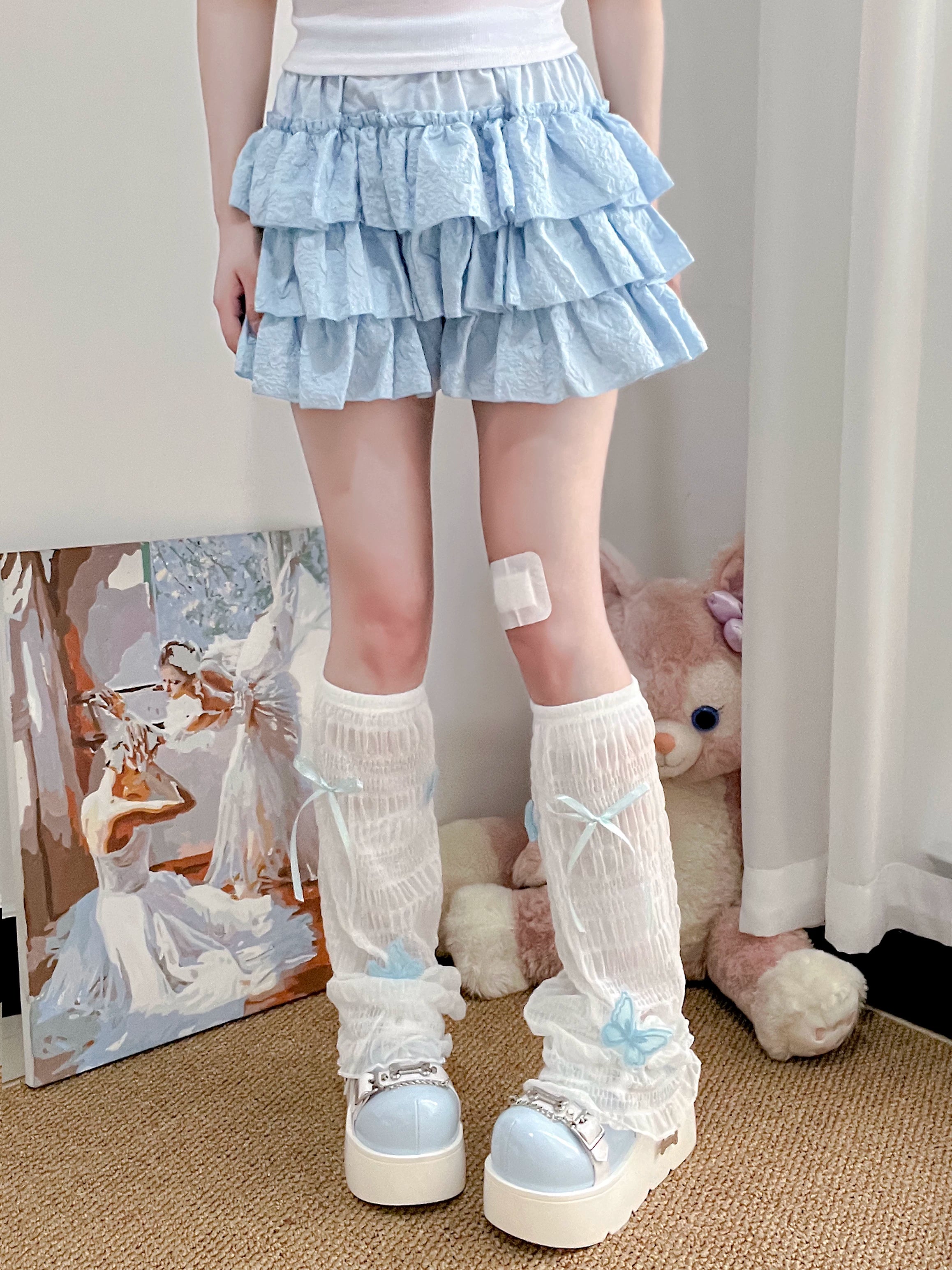 Jirai Kei blue bow leg warmers mesh detail Y2K anime kawaii aesthetic standalone accessory view