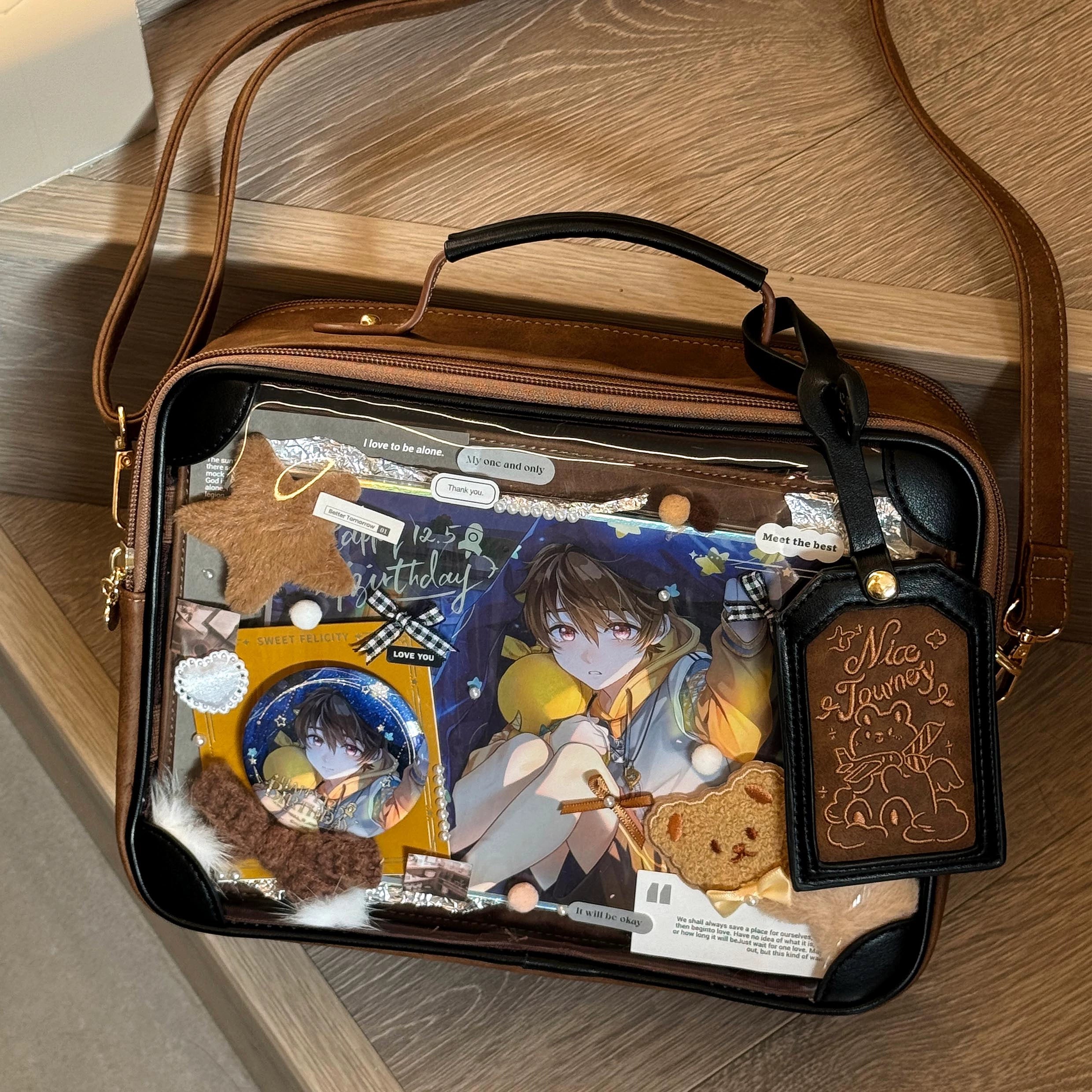 Jirai kei vintage itabag adjustable crossbody shoulder strap detail customizable length carrying comfort leather attachment