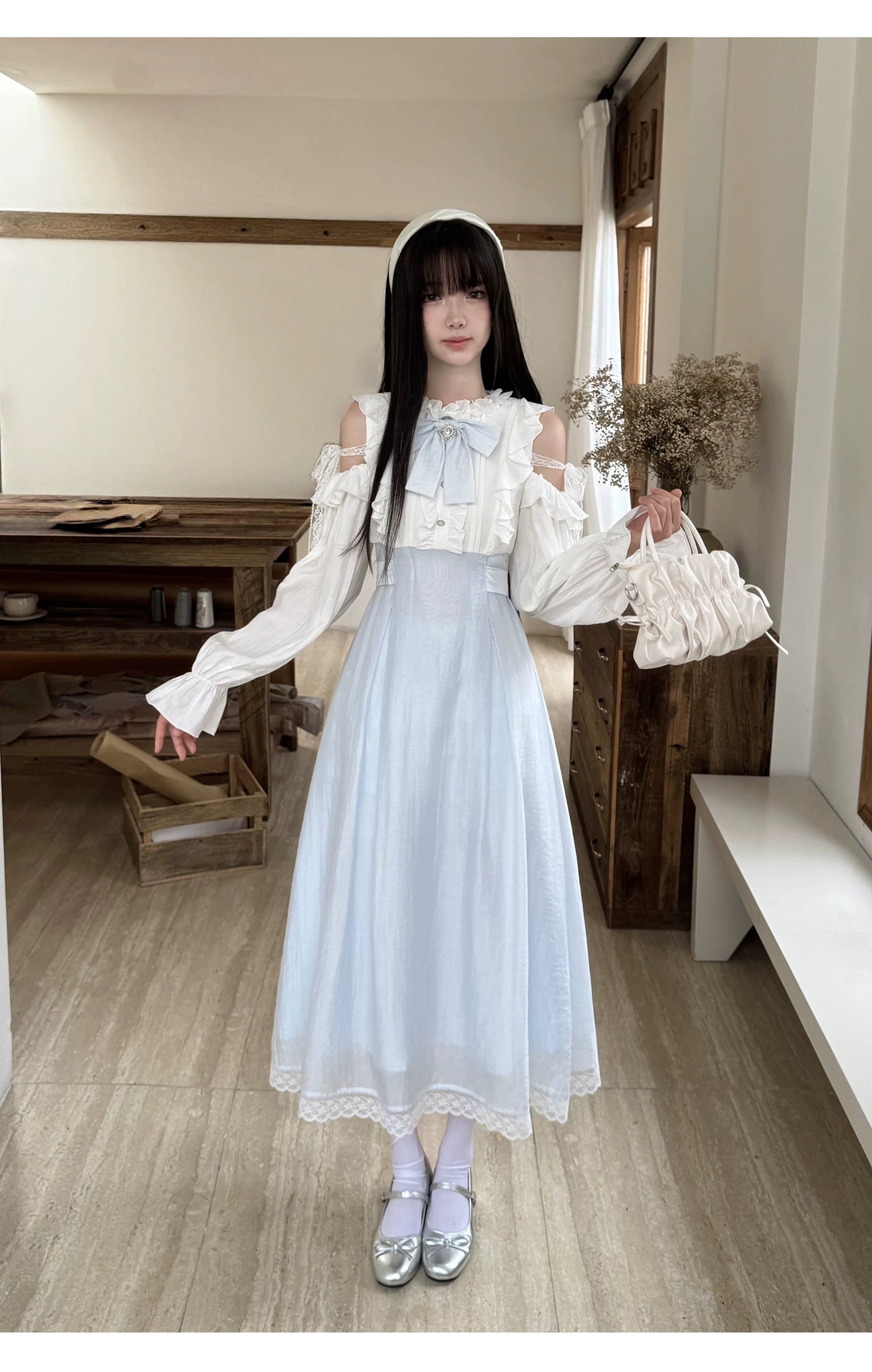 Seiso Kei dress hand-tied back waist bow detail creating elegant waist emphasis