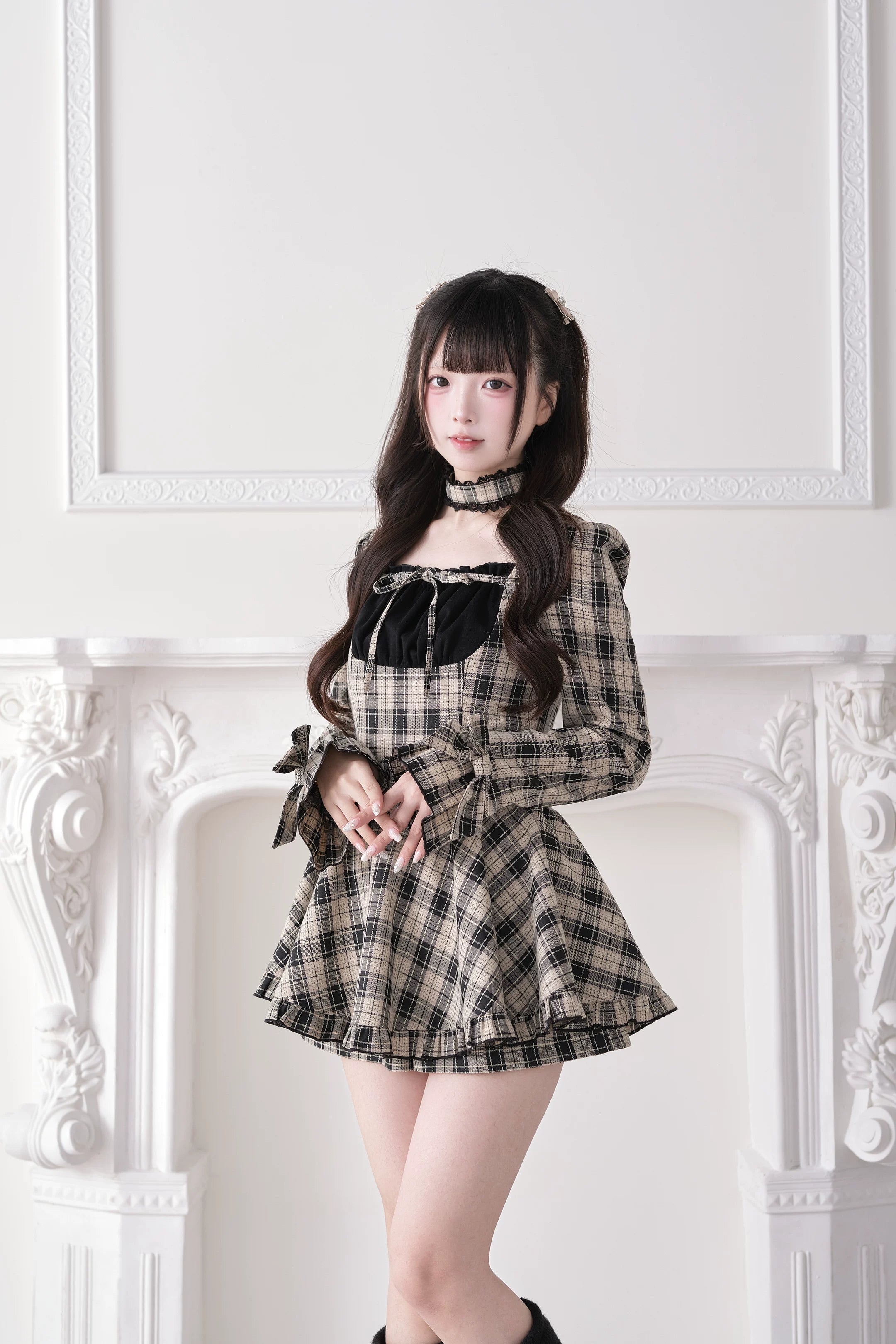 Ruffled hem detail on Jirai Kei plaid mini dress showing layered texture and edge finishing