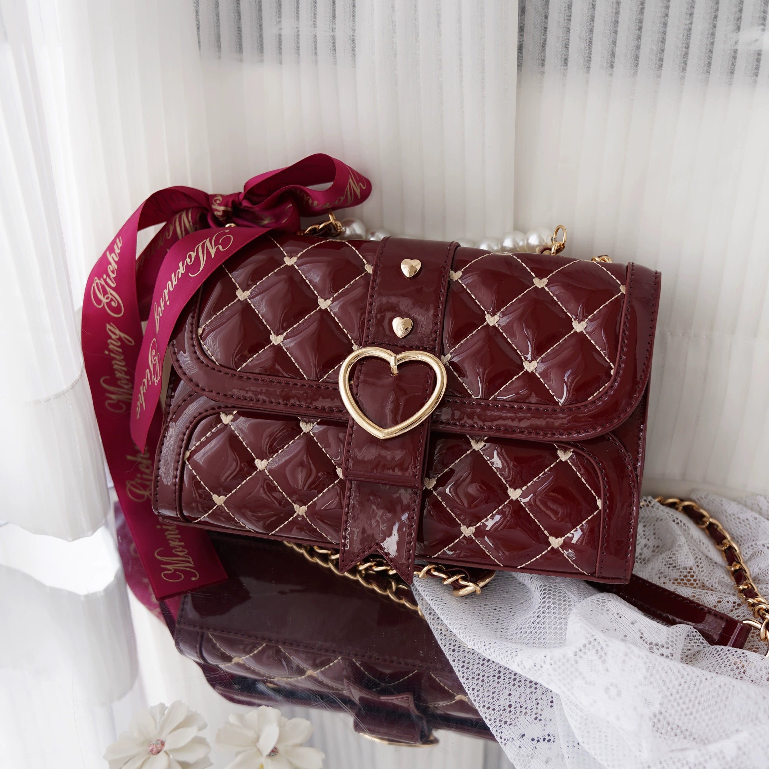 Wine red jirai kei ita shoulder bag unobstructed transparent version perfect for showcasing large collectible collections