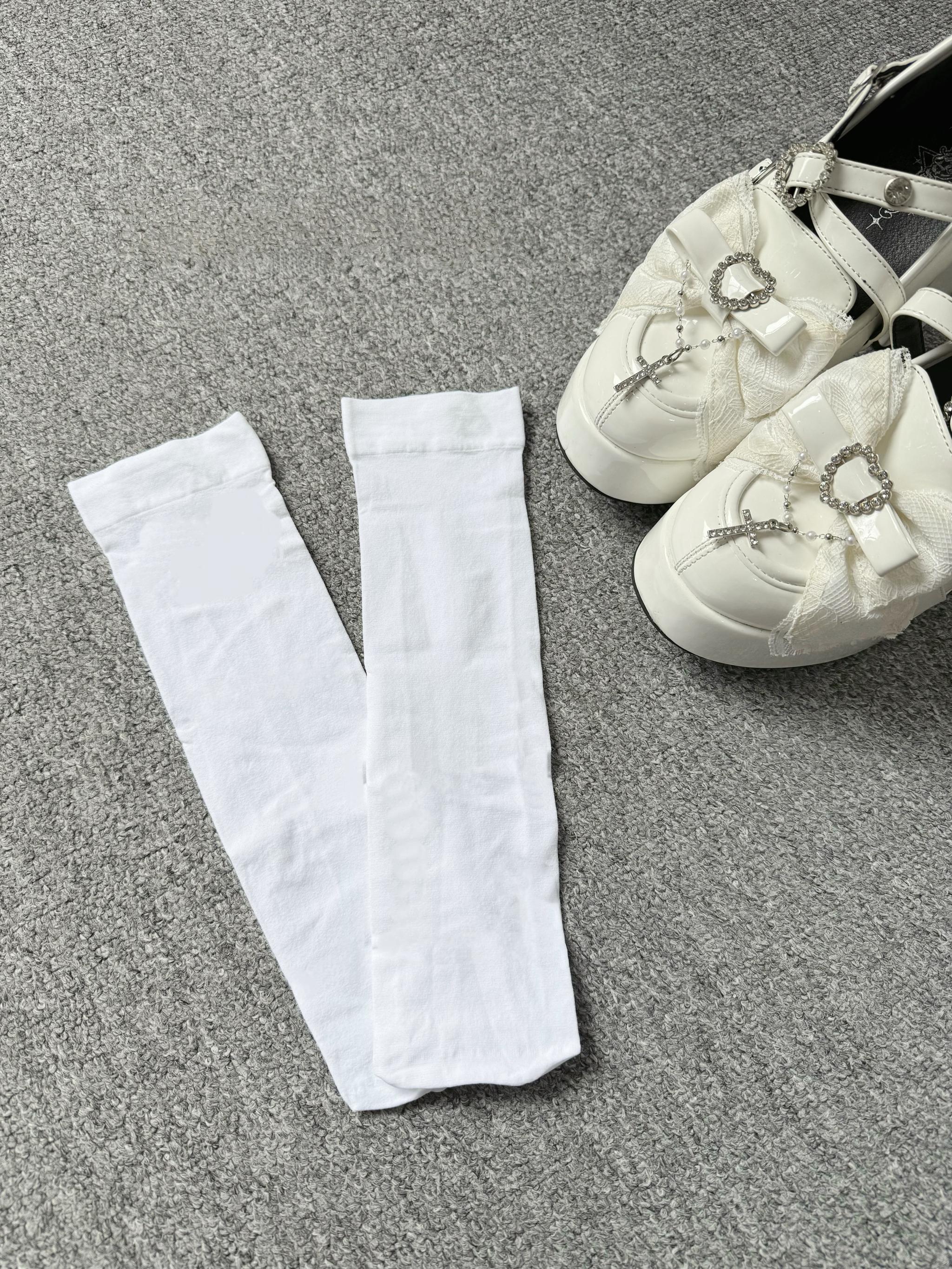 White sheer calf socks flat lay display paired with white heart-decorated loafers for Jirai Kei styling