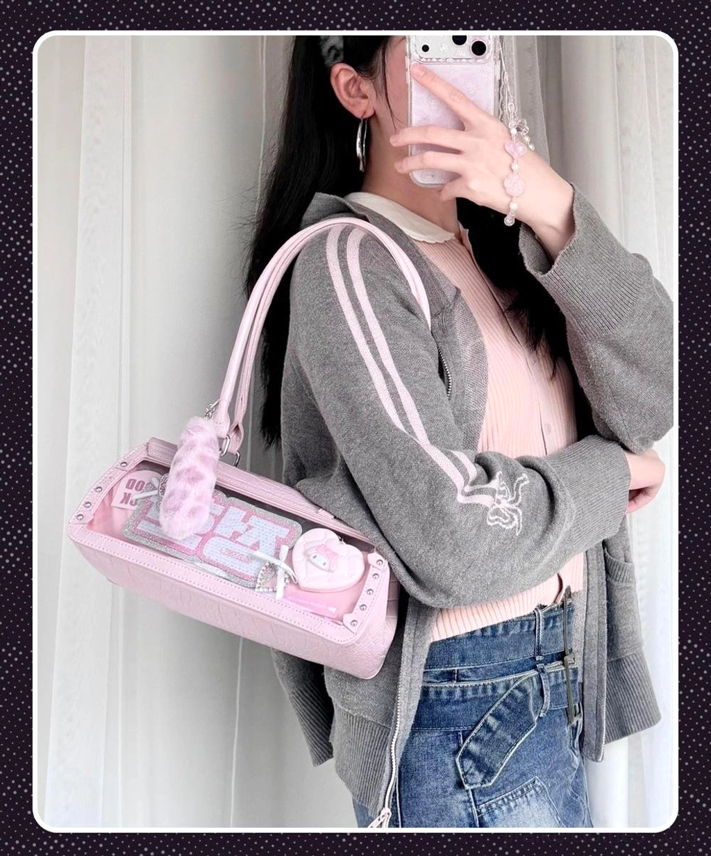 Bat croc Jirai Kei itabag size comparison with daily items showing practical dimensions and capacity for personal belongings