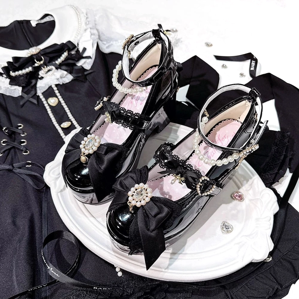 Black Jirai Kei platform Lolita shoes worn black variant color option thick platform sole