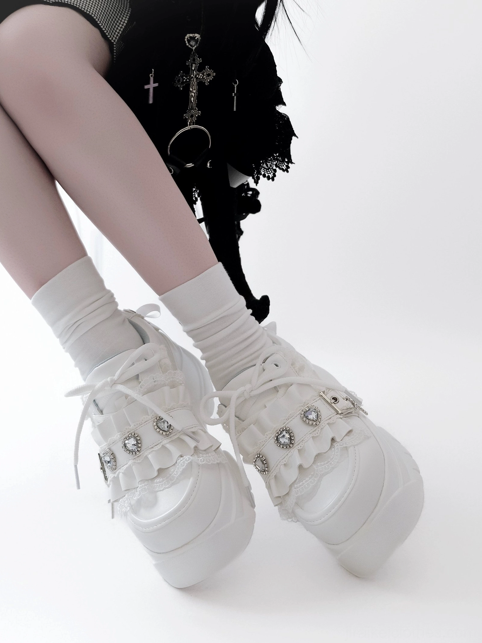 Black jirai kei platform shoes lifestyle wear model foot subculture aesthetic alternative fashion statement