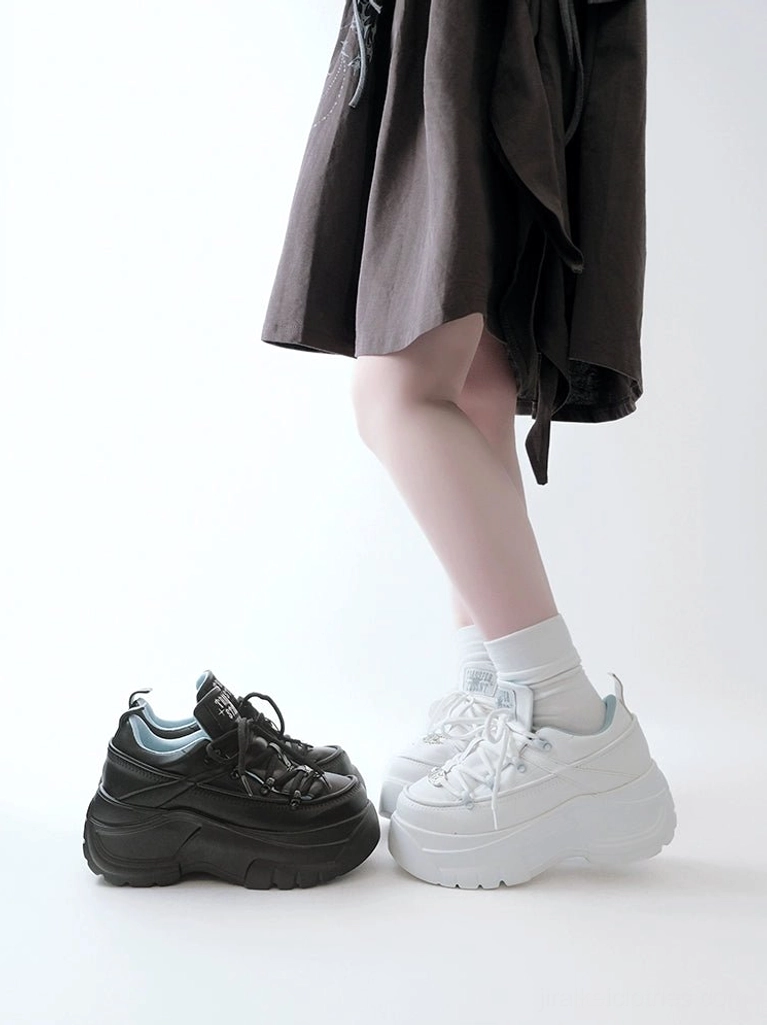 Black jirai kei platform sneakers comfortable all day wear with soft sponge insole technology and chunky outsole for confident styling