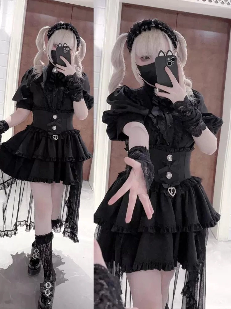 Black jirai kei skirt with fishbone waistband and detachable trailing veil perfect for gothic lolita styling, multiple sizing options from S to XL available