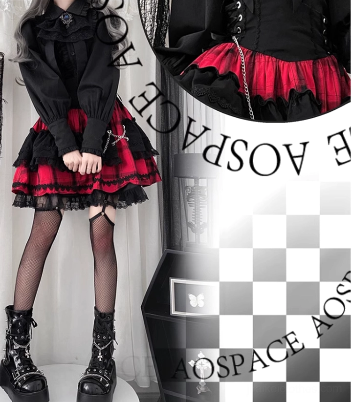 Black and red Jirai Kei Gothic Lolita back and front view with platform combat boots fishnet