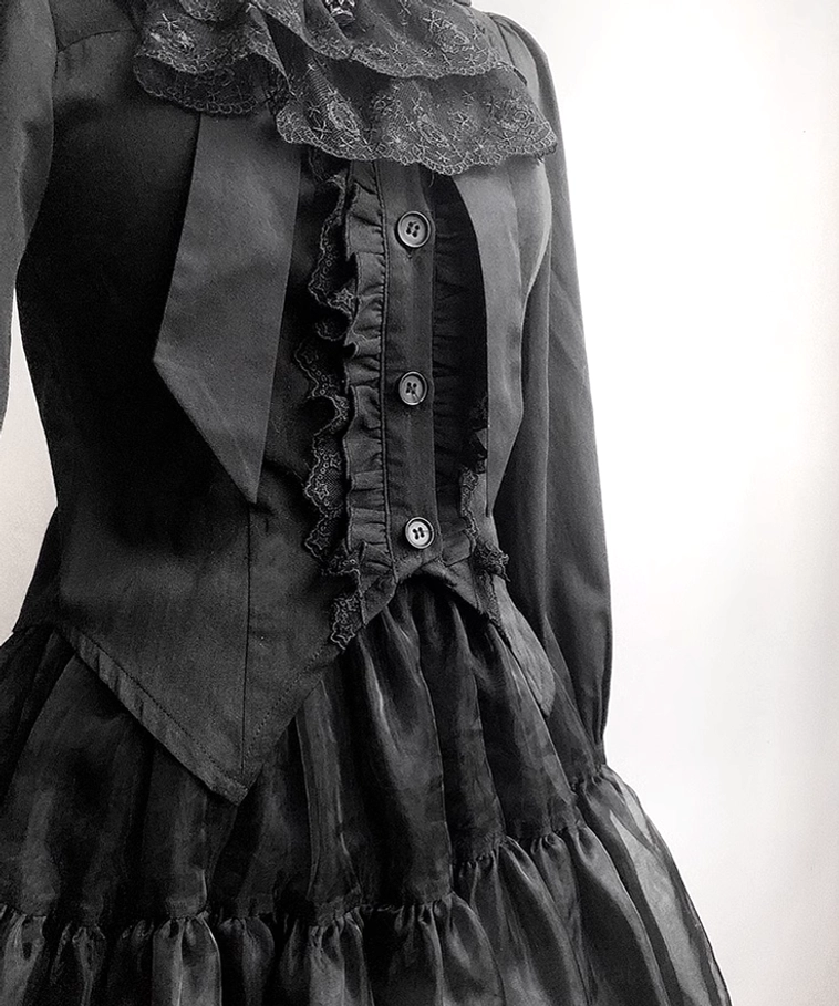Black and white Jirai Kei blouse skirt set with detachable butterfly bow attachment point