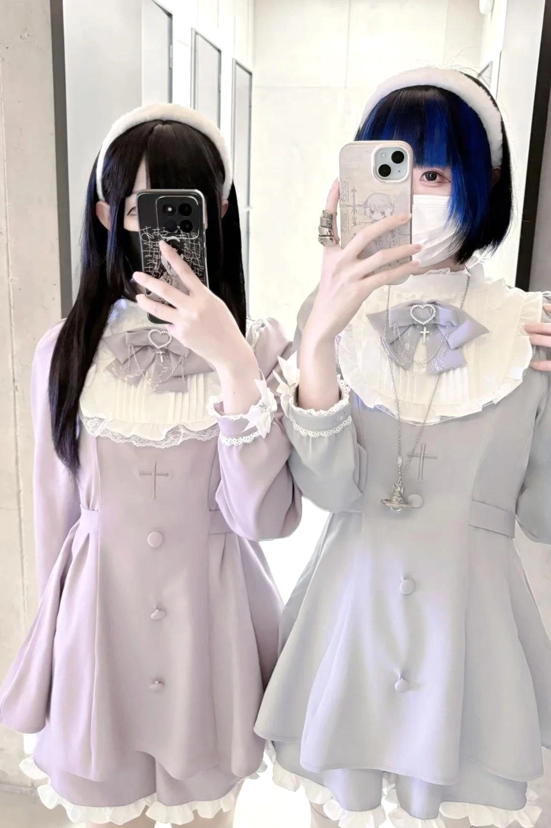 Black white Jirai Kei dress set long flared cuffs without bow high contrast monochrome colorway