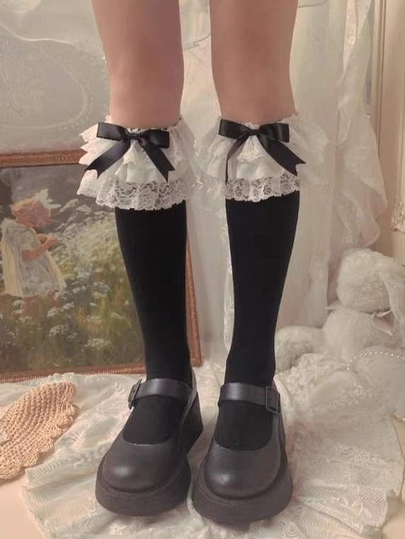 Black-white Jirai Kei lace frills socks two-tone color blocking ruffled details satin bow accents versatile aesthetic coordination