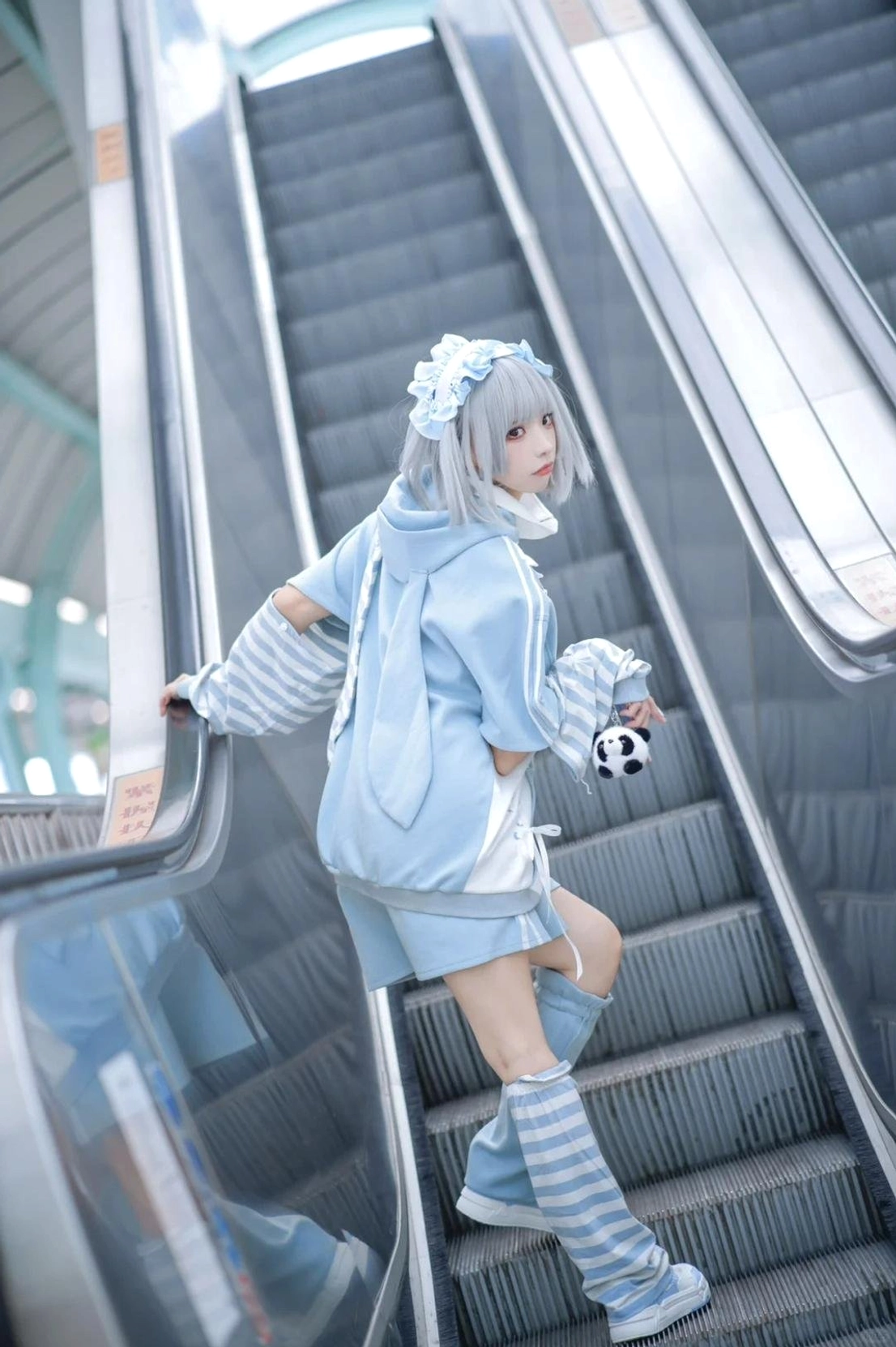 Blue and white striped Tenshi Kaiwai tie-up socks displayed showing ankle wrap styling accessory component