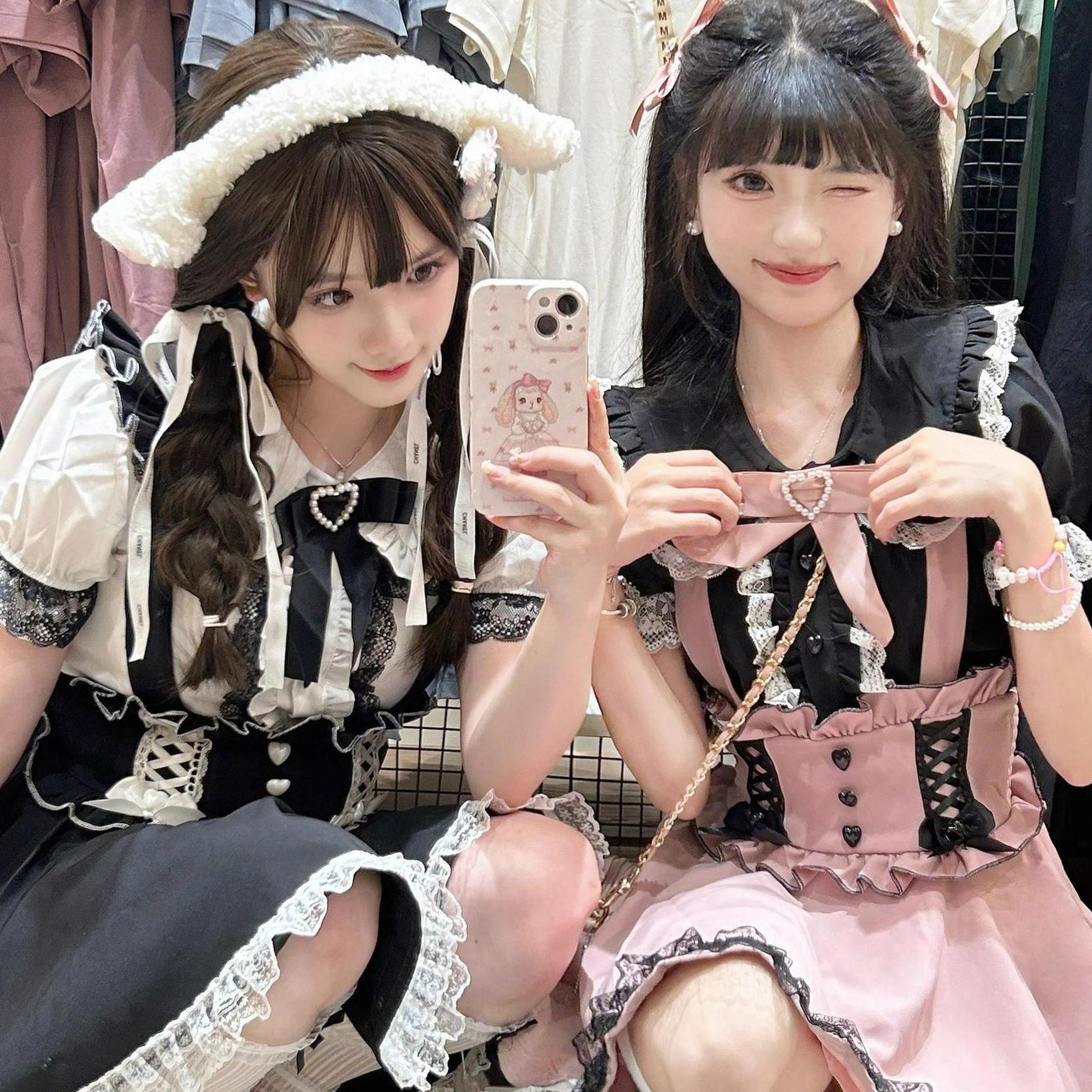 Peter Pan collar short sleeve blouse bubble sleeve silhouette youthful playful design feature
