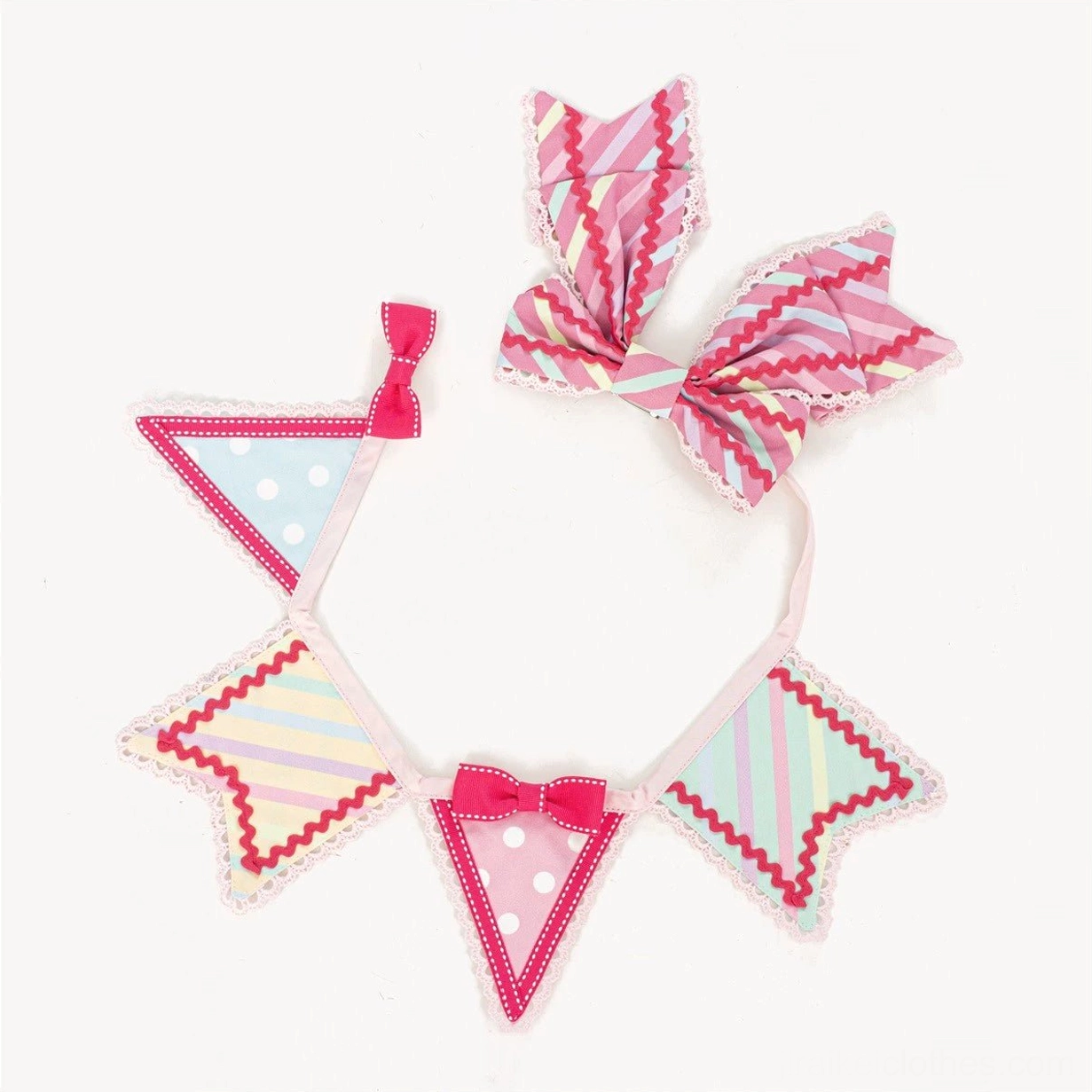 Colorful flag decoration accessory standalone view for Jirai Kei sweet Lolita dress set mix-and-match styling