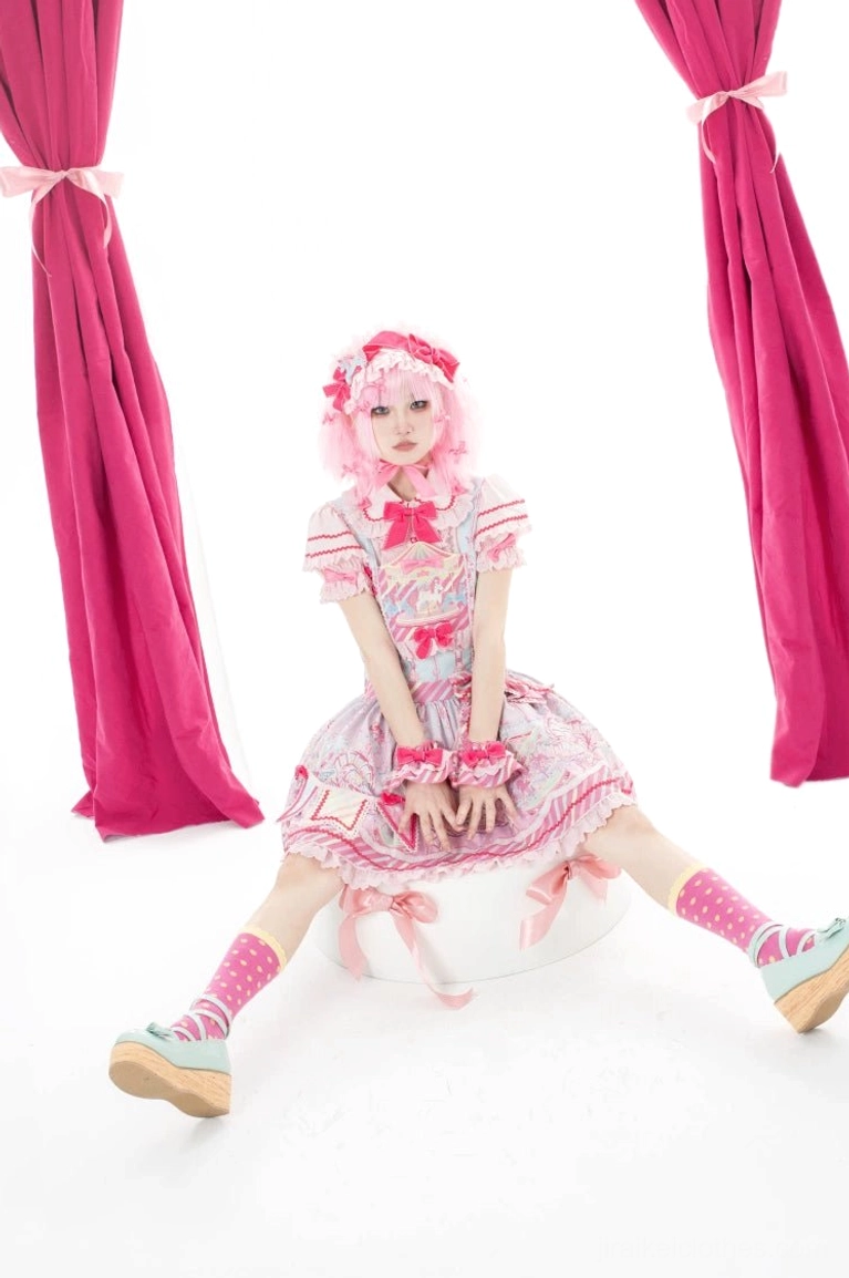 Colorful flag decoration accessory for Jirai Kei sweet Lolita set perfect for statement styling and photo shoots