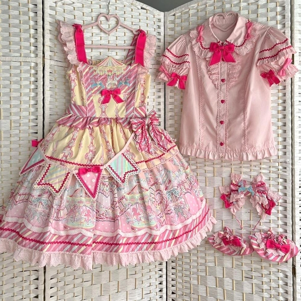 Complete Jirai Kei sweet Lolita JSK salopette set display showing full coordinate styling possibilities
