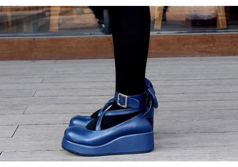 Dark navy blue Jirai Kei platform shoes styled with rebellious street-style coordinates for modern Jirai Kei subculture fashion expression