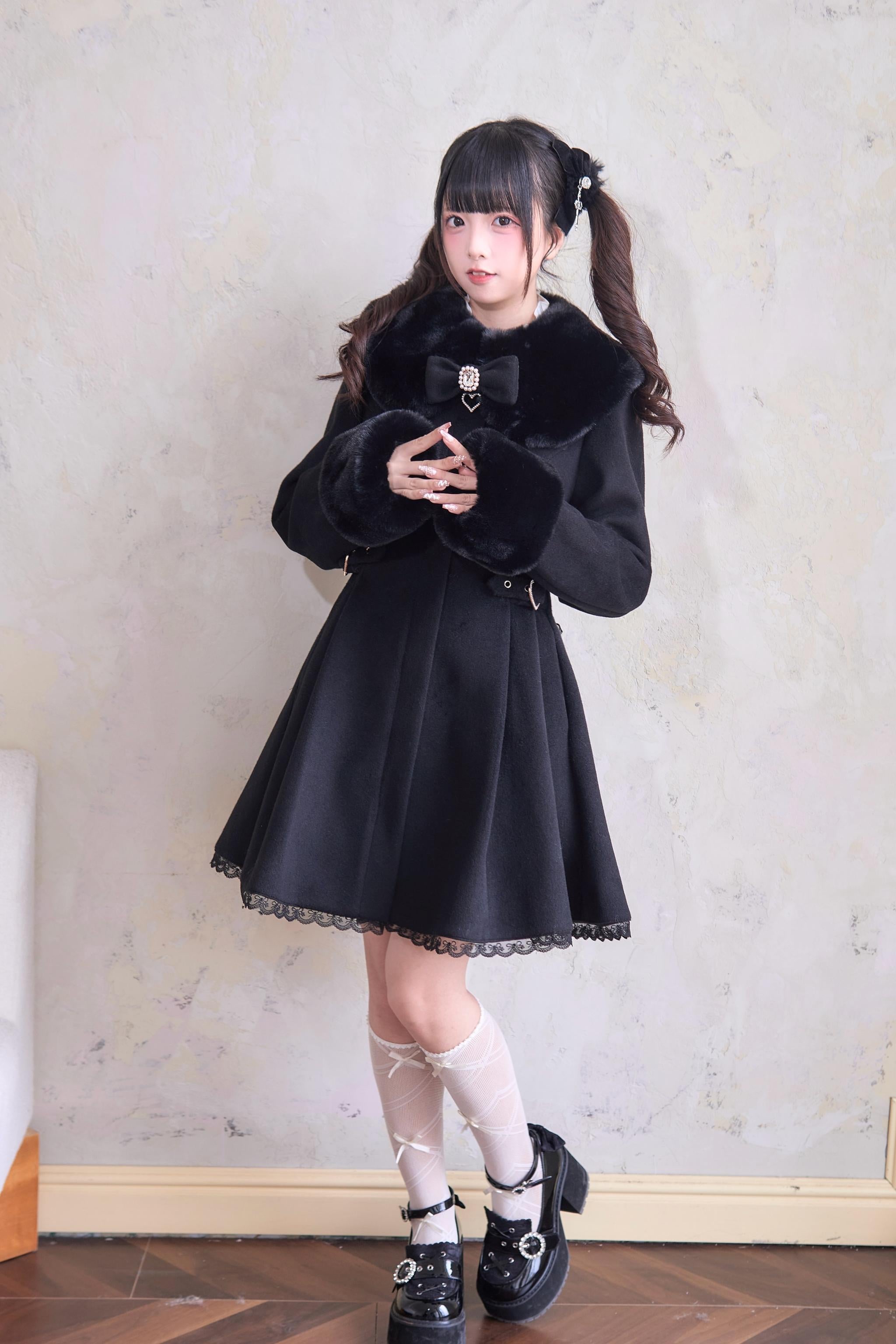 Detachable Fur Sleeve Cuffs for Jirai Kei Landmine Winter Coat - Removable Accessories Close-Up