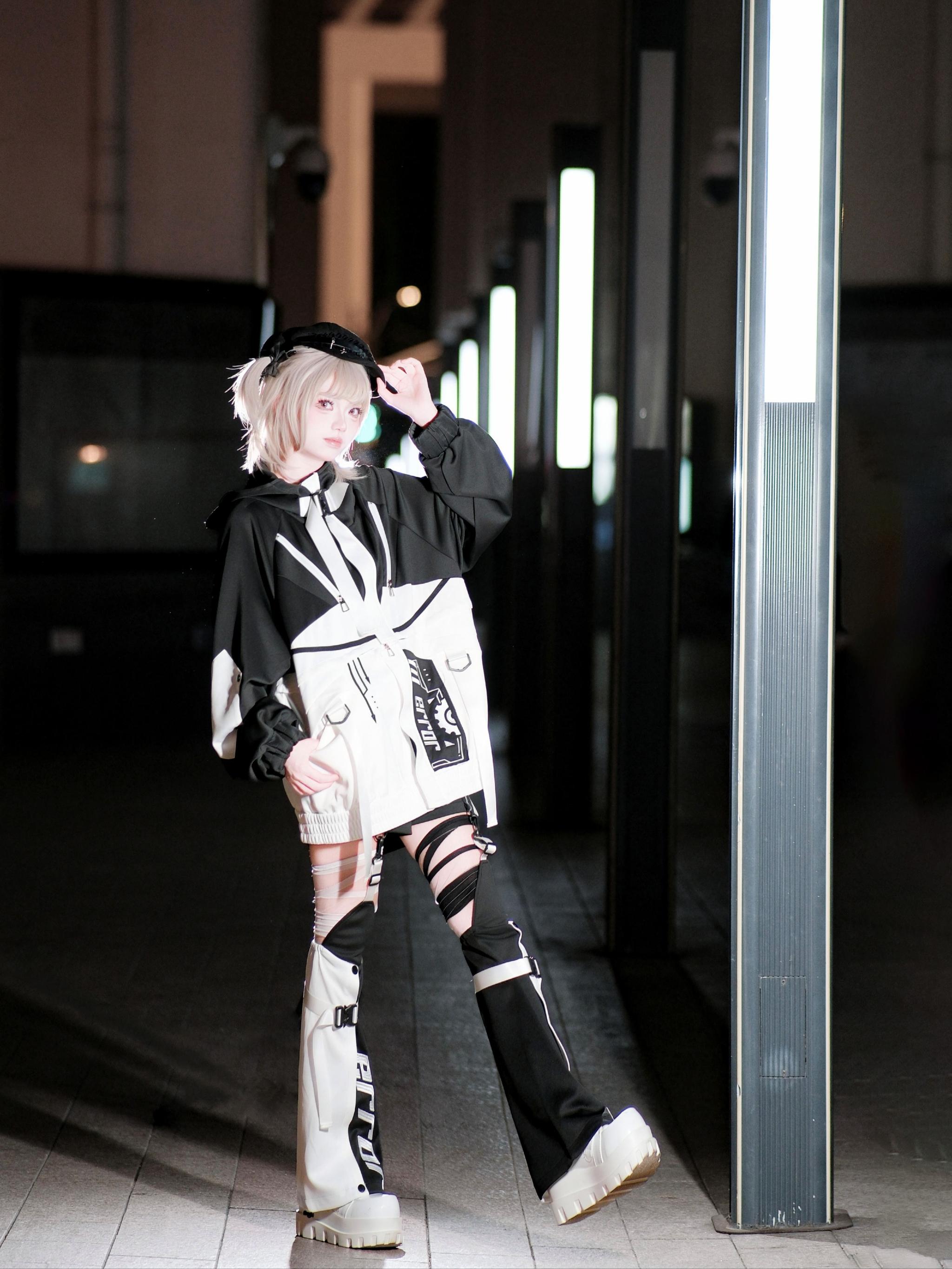 Cyberpunk jirai kei shorts component matching outfit set with leg cover styling and color block segments detail view
