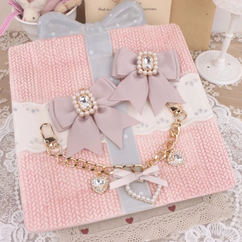 Grayish-pink Jirai Kei bag charm metal chain 23 cm one pair satin bow charm set