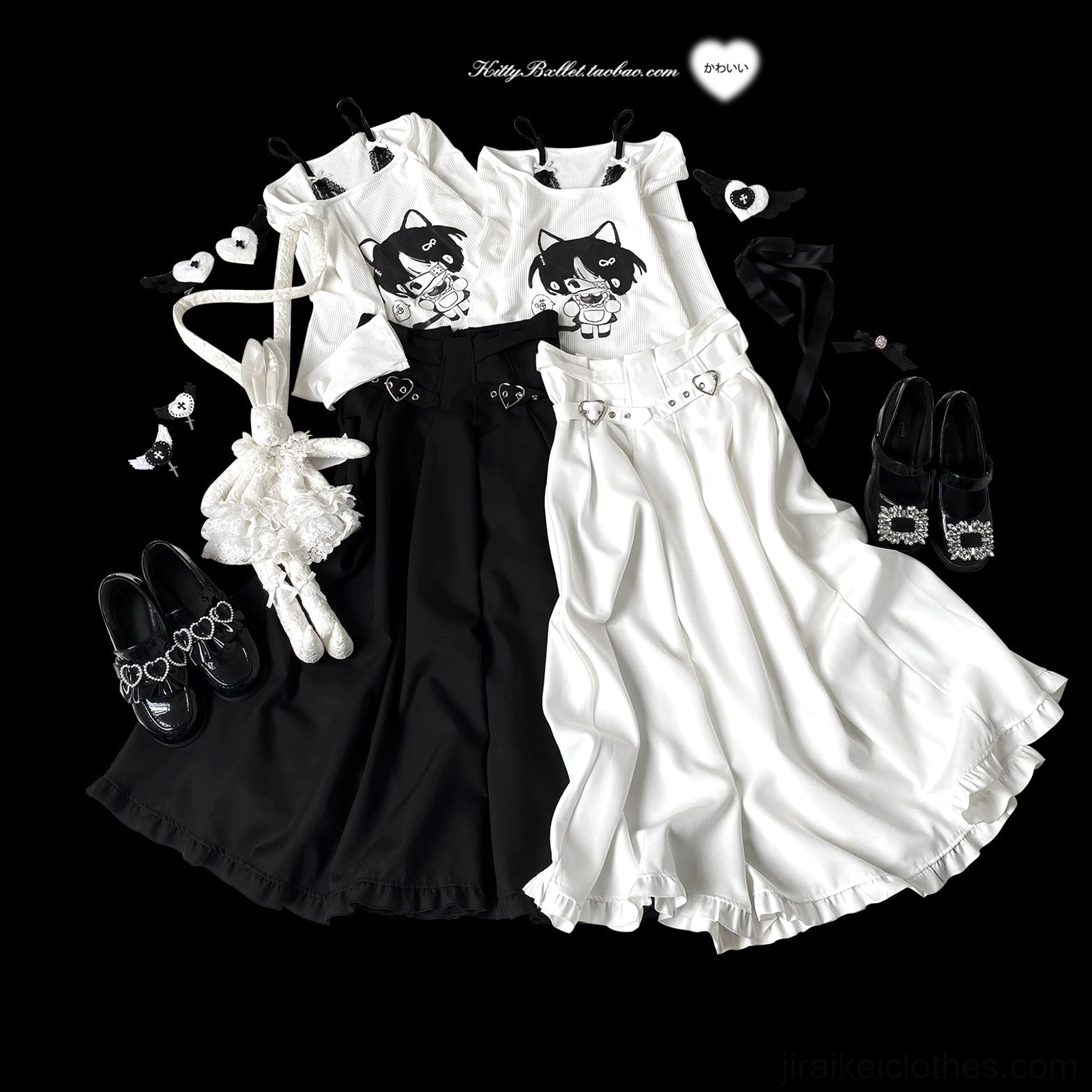 Black heart-shaped adjustable buckle and lace-up fastening system on premium Jirai Kei ruffled skirt featuring high-waisted silhouette detail