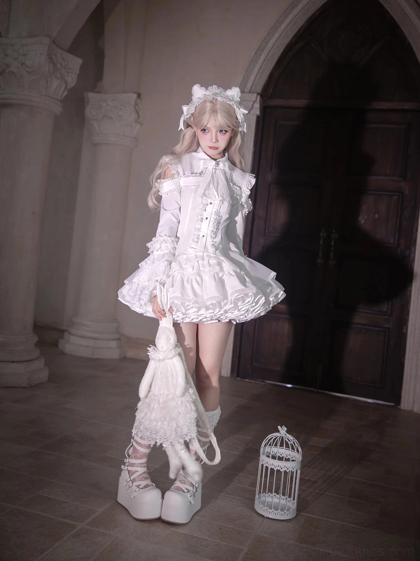 Hime sleeve blouse front button closure and multi-layer lace sleeves gothic lolita fashion close-up detail view