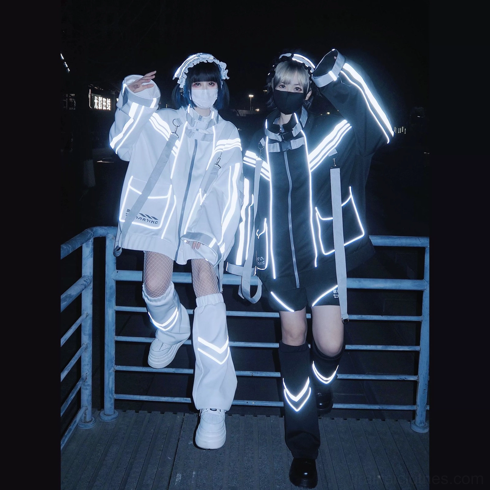 Black Jirai Kei oversized punk jacket full-body mirror view reflective sleeves black leg warmers maid headband aesthetic