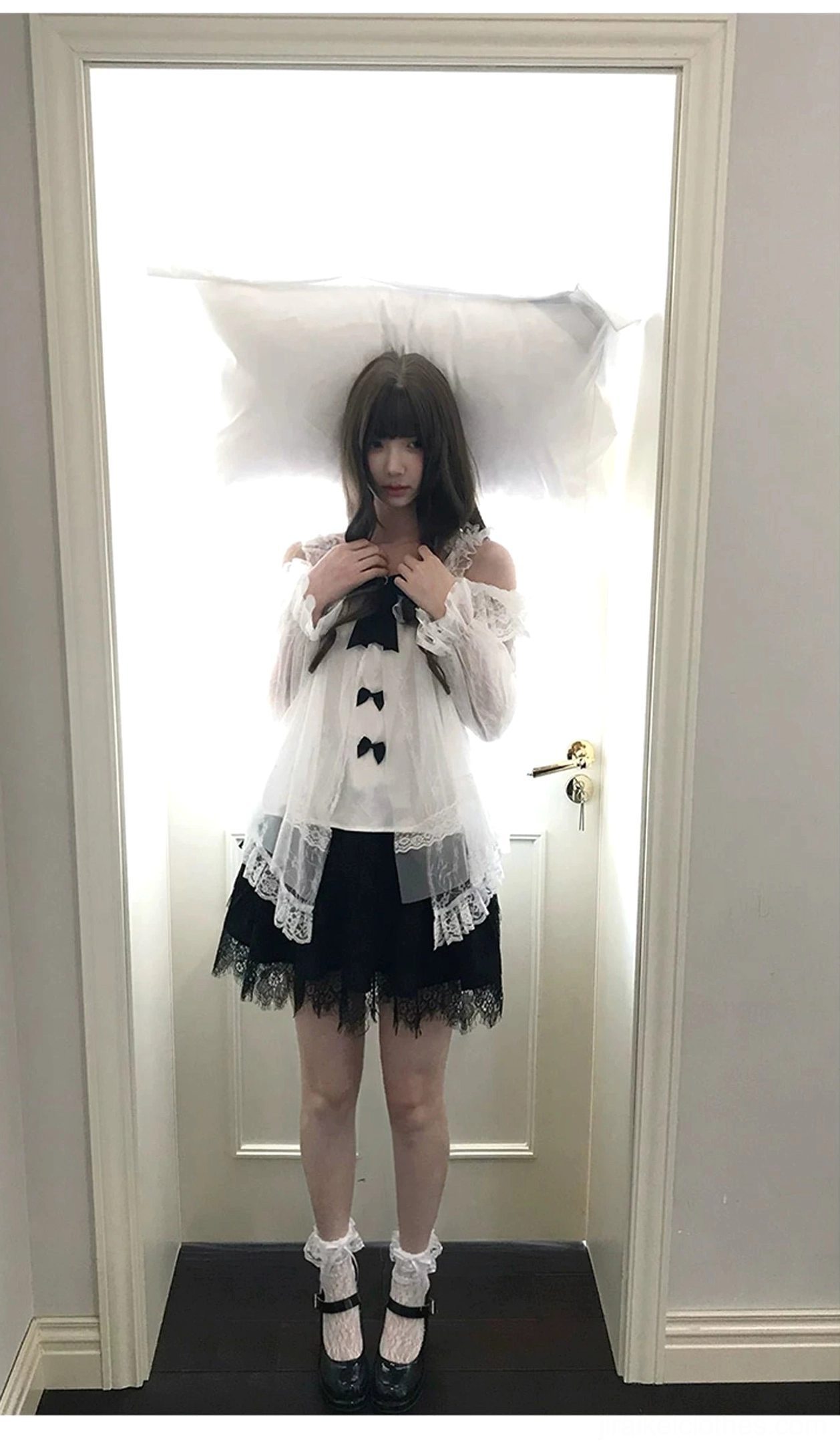 Product lifestyle photograph showing how to wear off-shoulder Jirai Kei blouse and tulle skirt set with appropriate accessories, creating complete alternative fashion statement